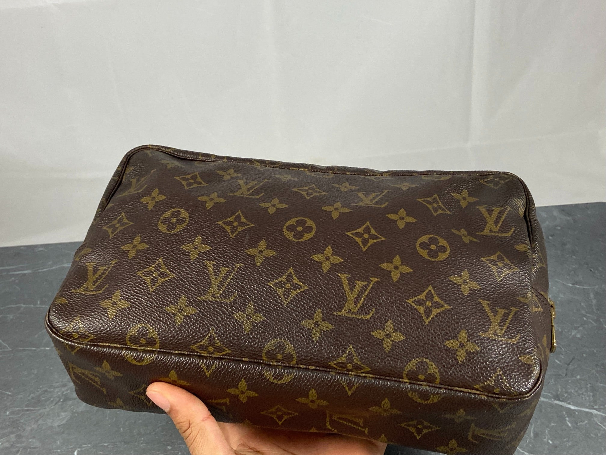 Louis Vuitton Trousse Toilette 28 Monogram Canvas
