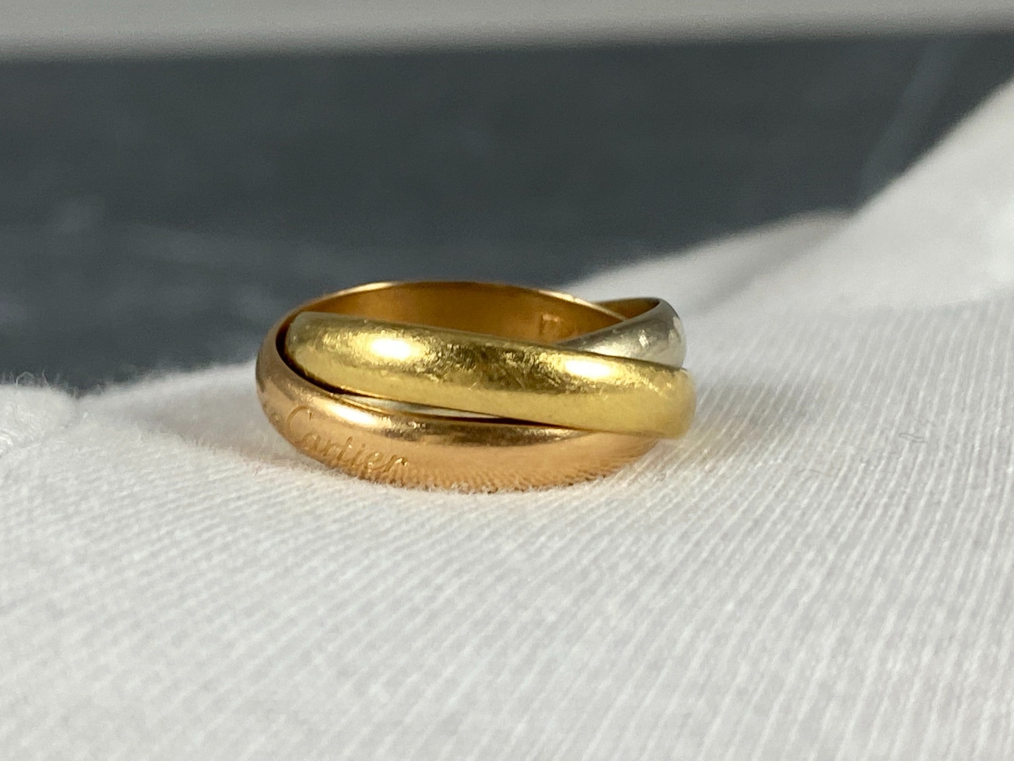 Cartier Must De Cartier Trinity Ring Size 51