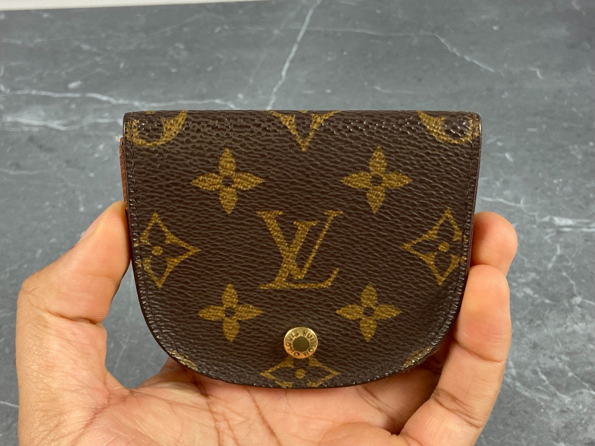 Louis Vuitton Coin Portemonnaie Gousset Monogram Canvas