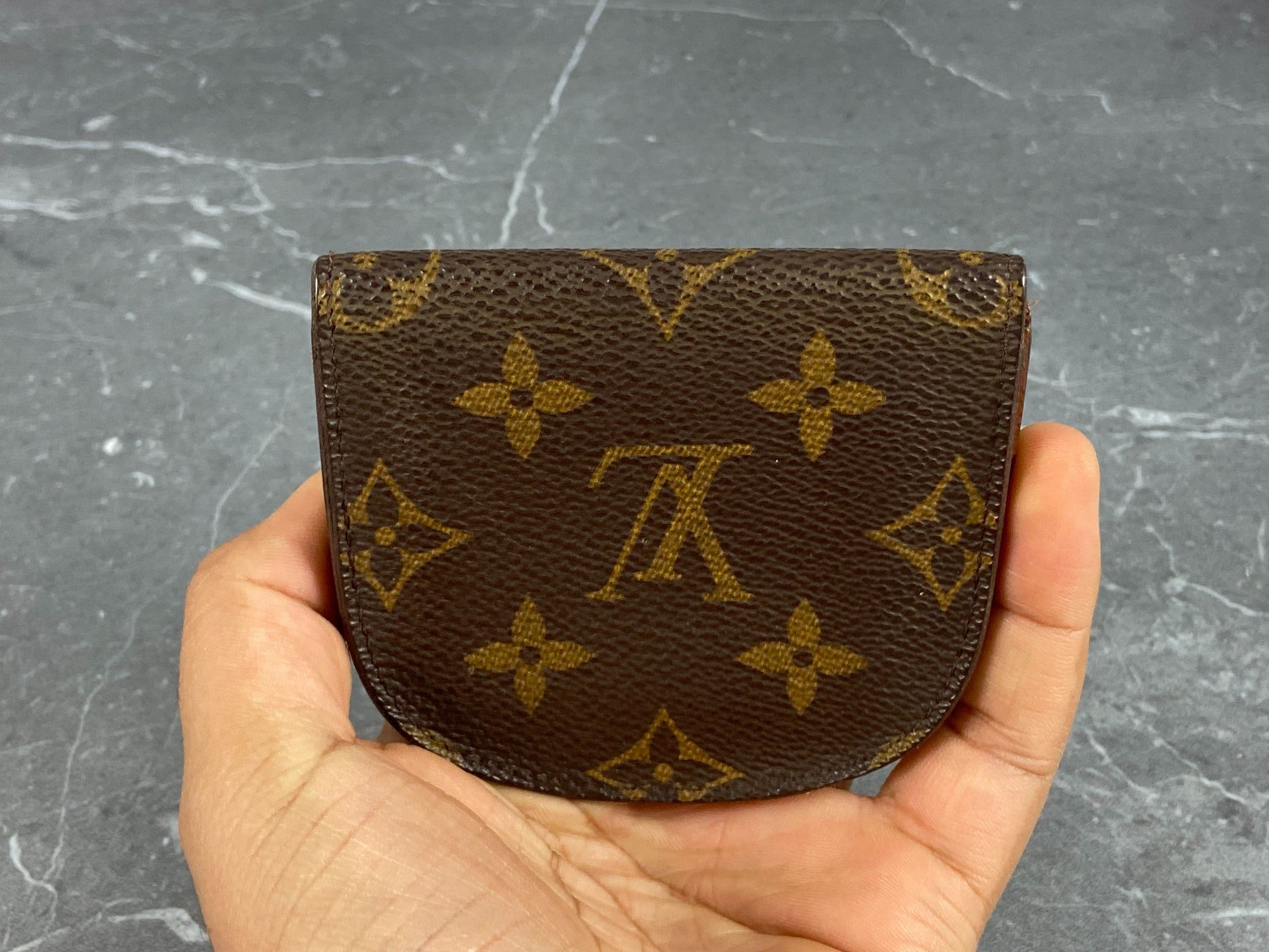Louis Vuitton Coin Portemonnaie Gousset Monogram Canvas