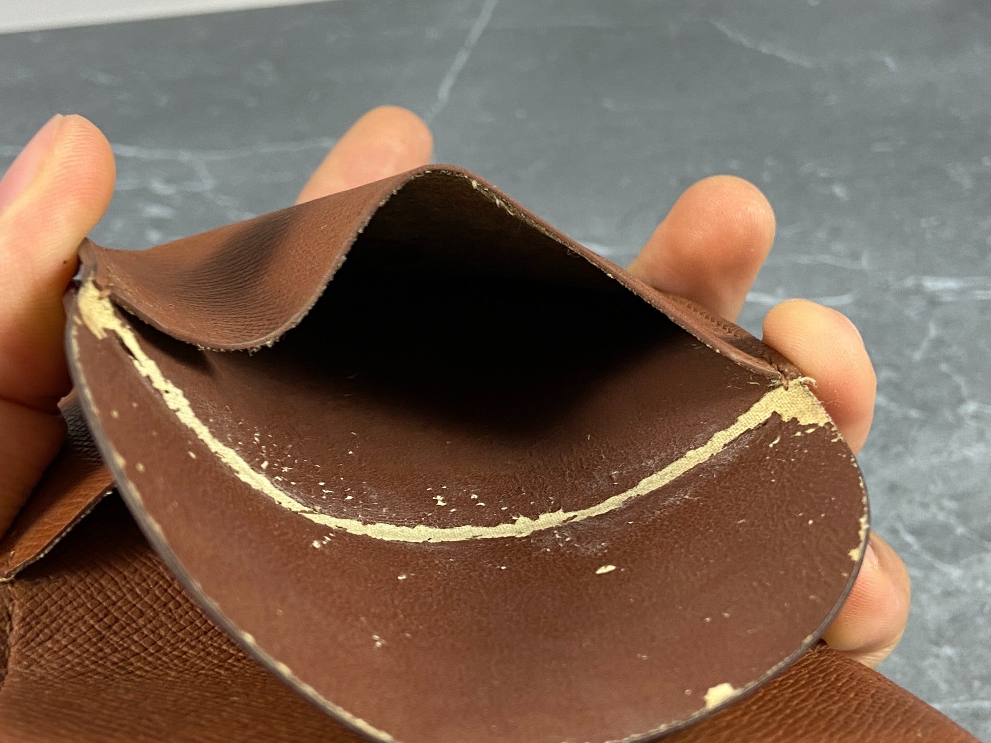 Louis Vuitton Coin Portemonnaie Gousset Monogram Canvas