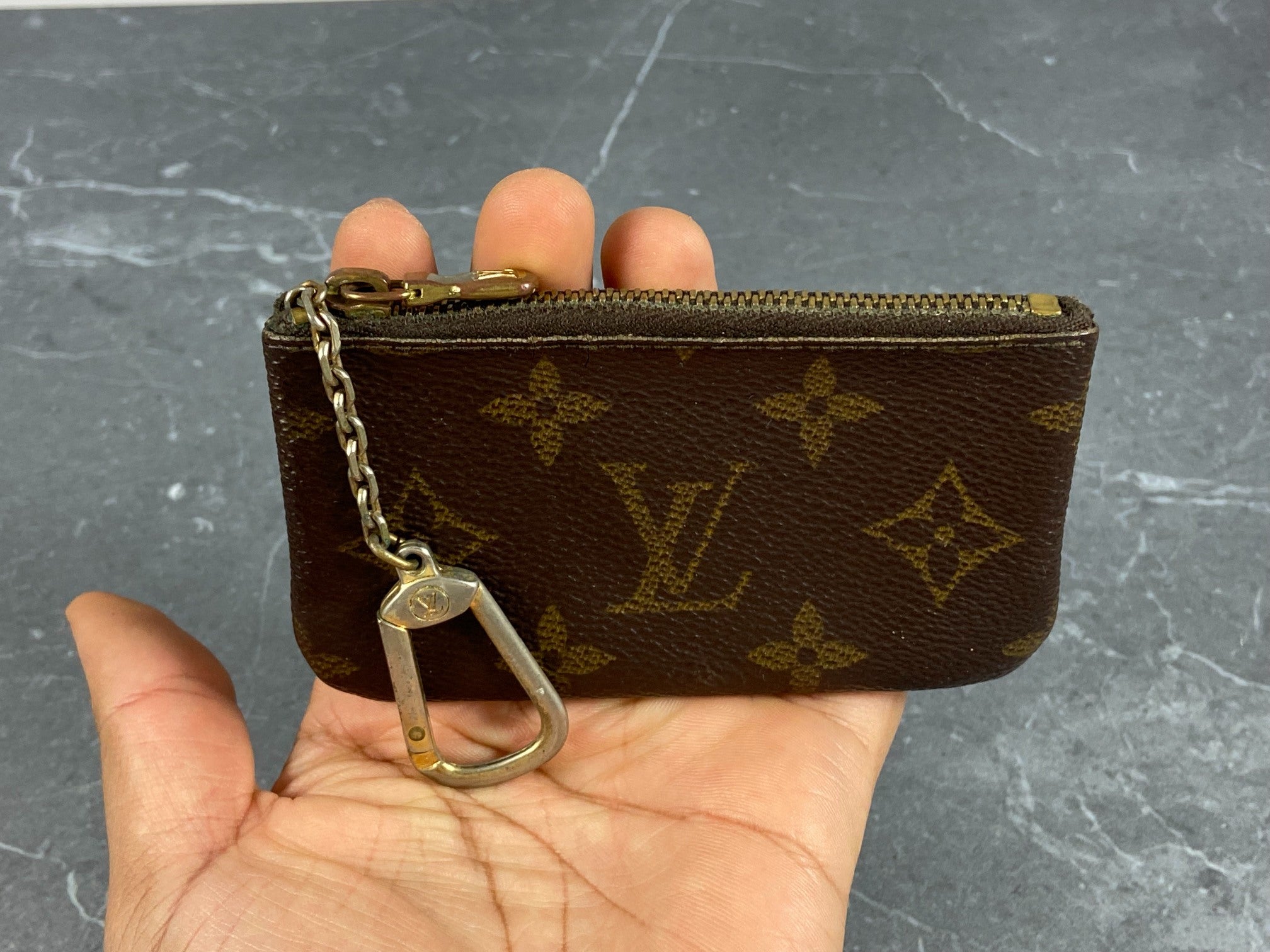 Louis Vuitton Pochette Cles Key Pouch Monogram Canvas incl. Box