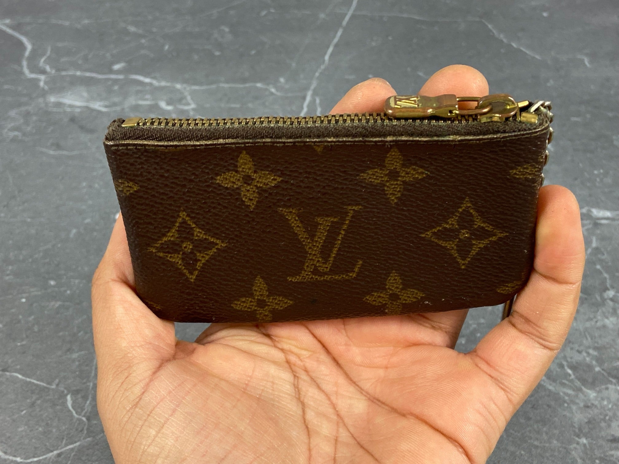 Louis Vuitton Pochette Cles Key Pouch Monogram Canvas incl. Box