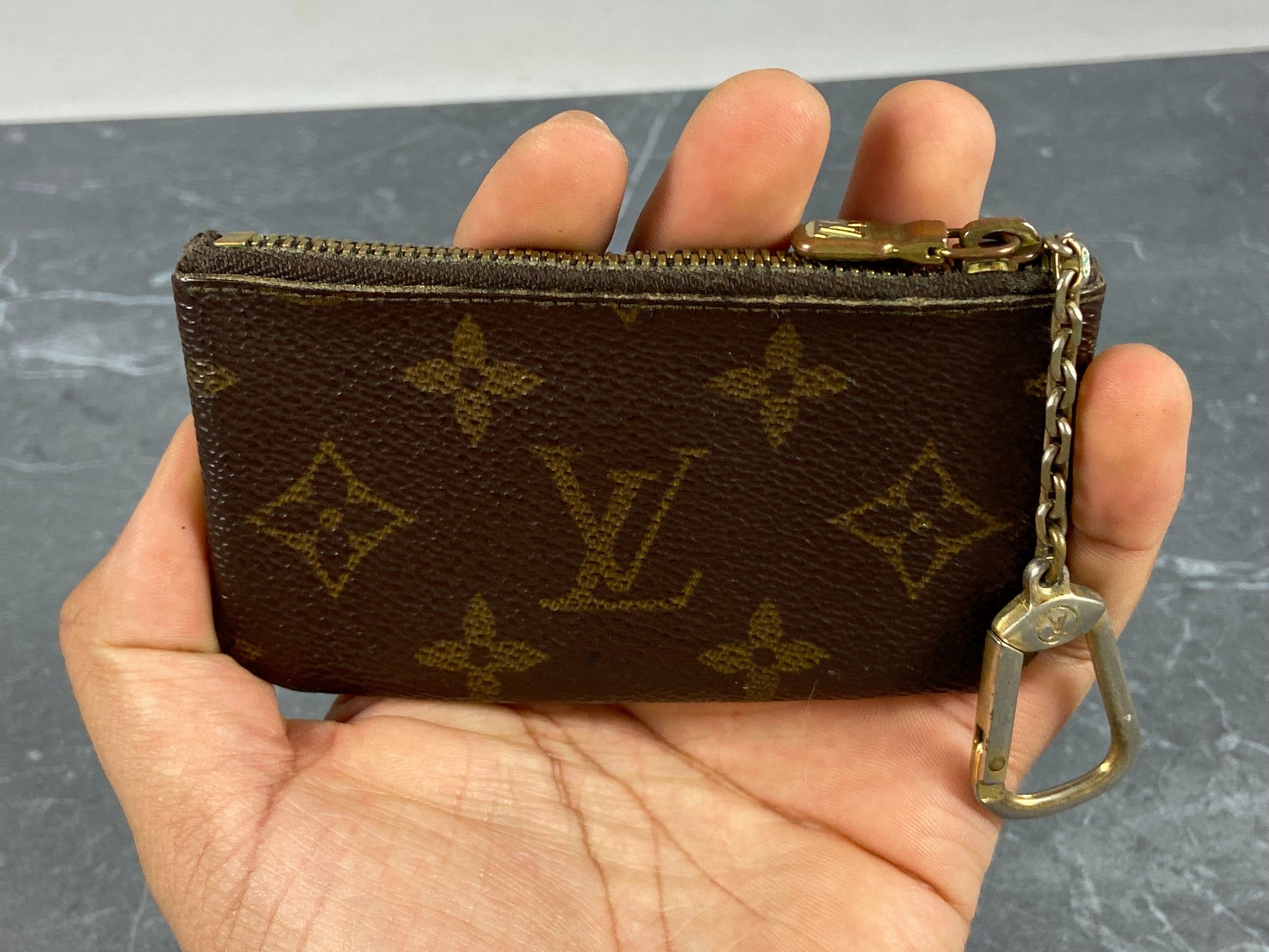 Louis Vuitton Pochette Cles Key Pouch Monogram Canvas incl. Box