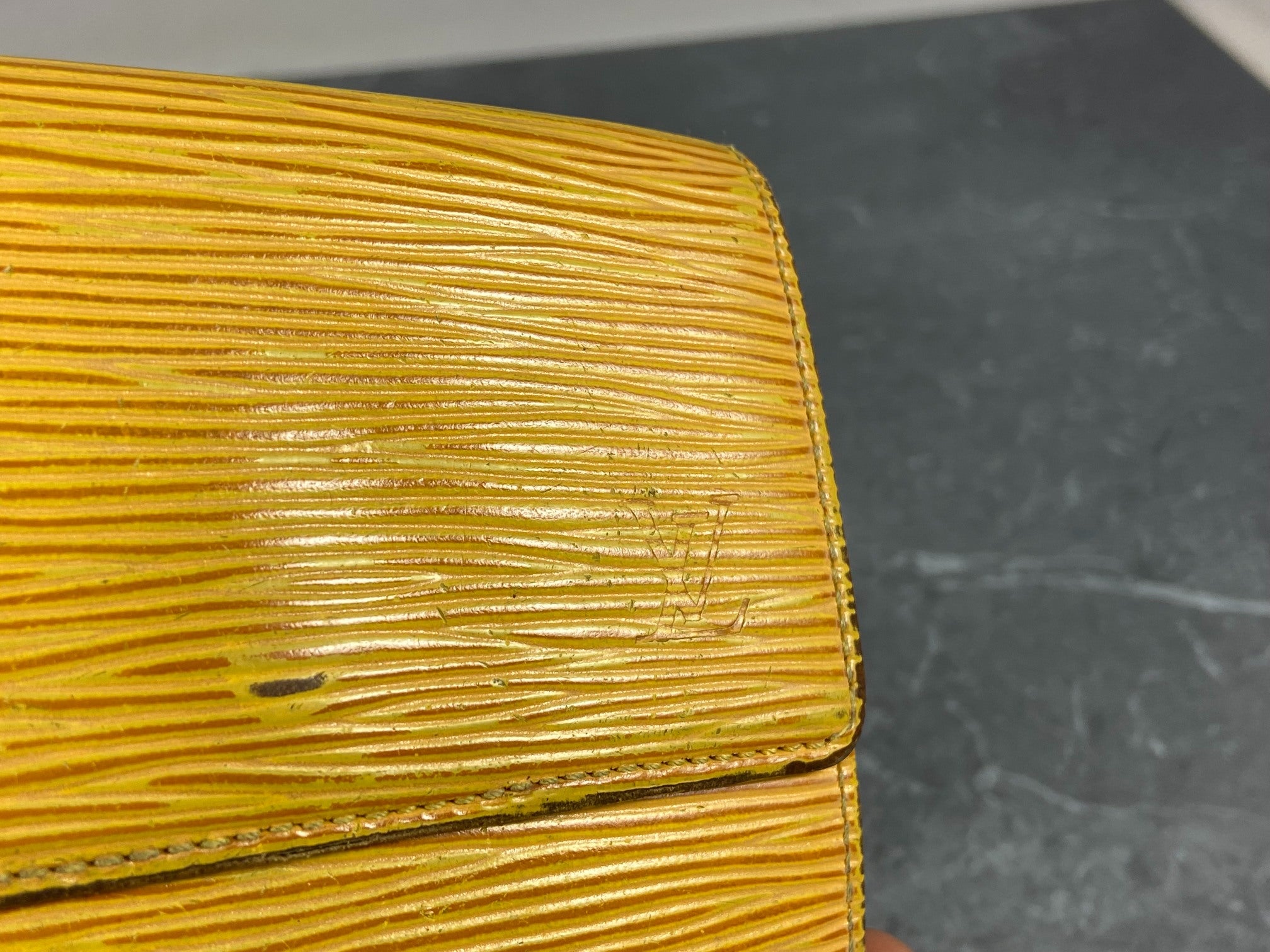 Louis Vuitton Elise Wallet Black Epi Leather