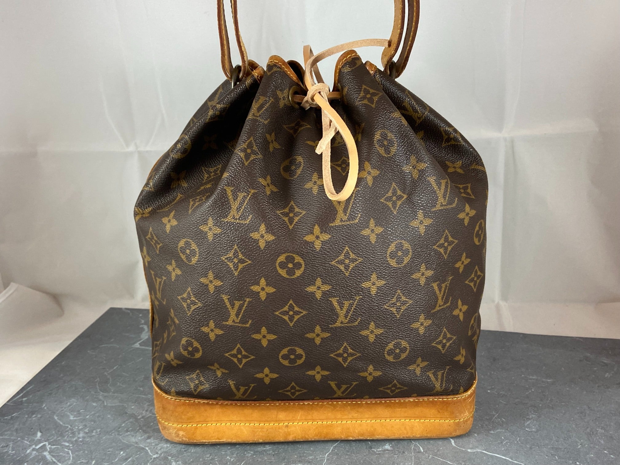 Louis Vuitton Sac Noé Grand Monogram Canvas