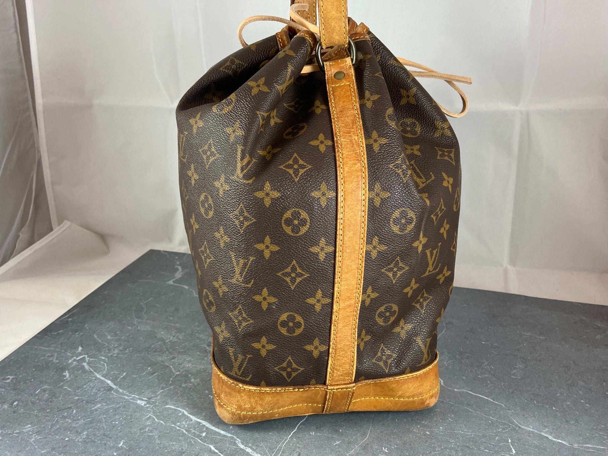 Louis Vuitton Sac Noé Grand Monogram Canvas