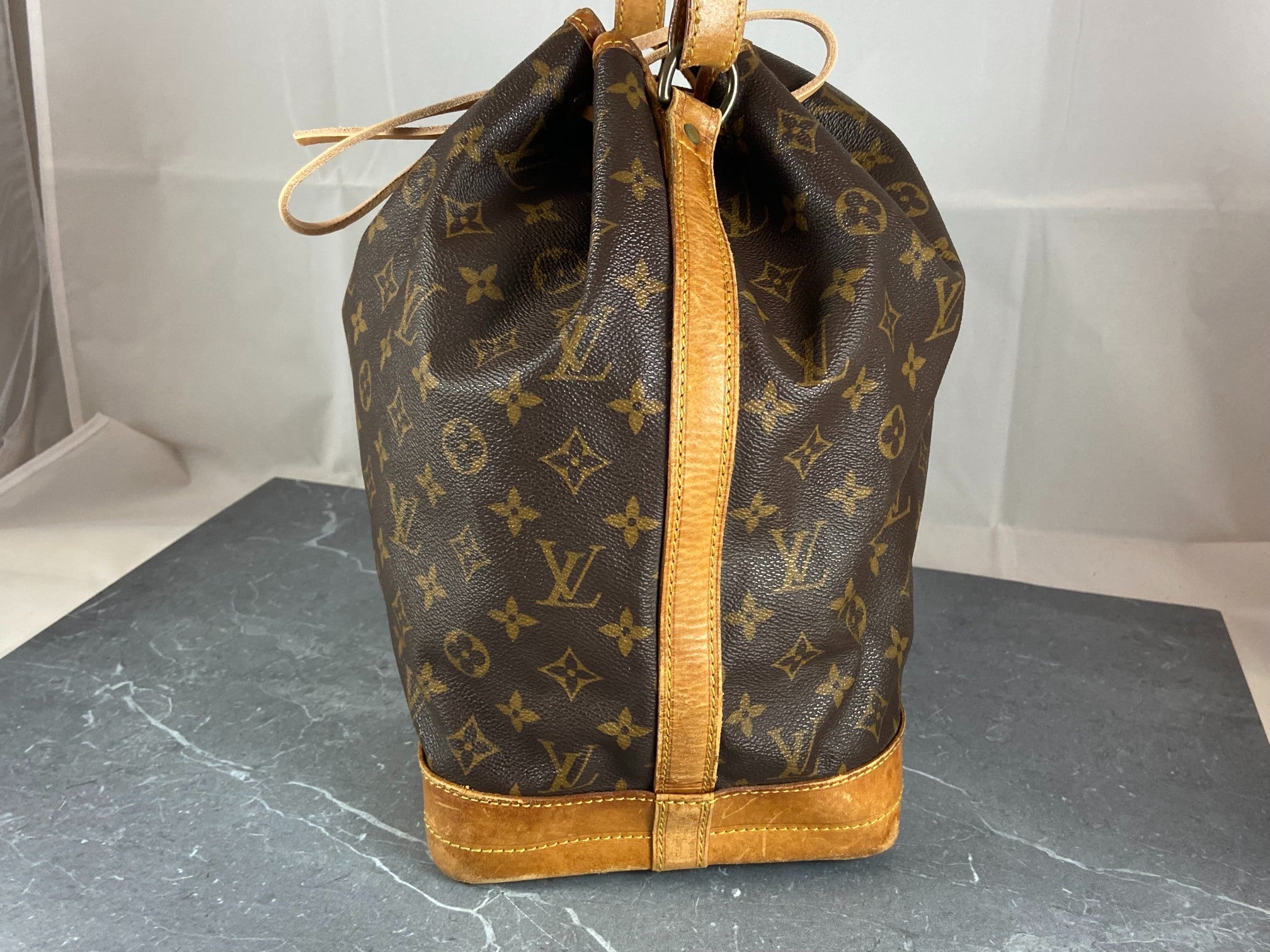 Louis Vuitton Sac Noé Grand Monogram Canvas