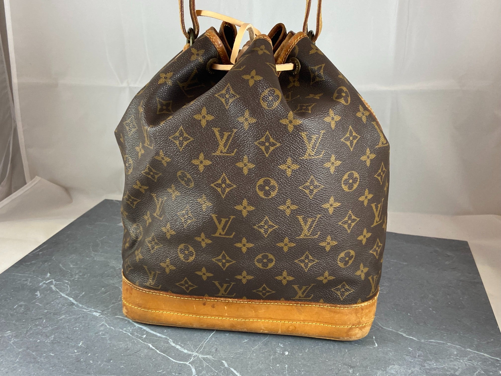 Louis Vuitton Sac Noé Grand Monogram Canvas