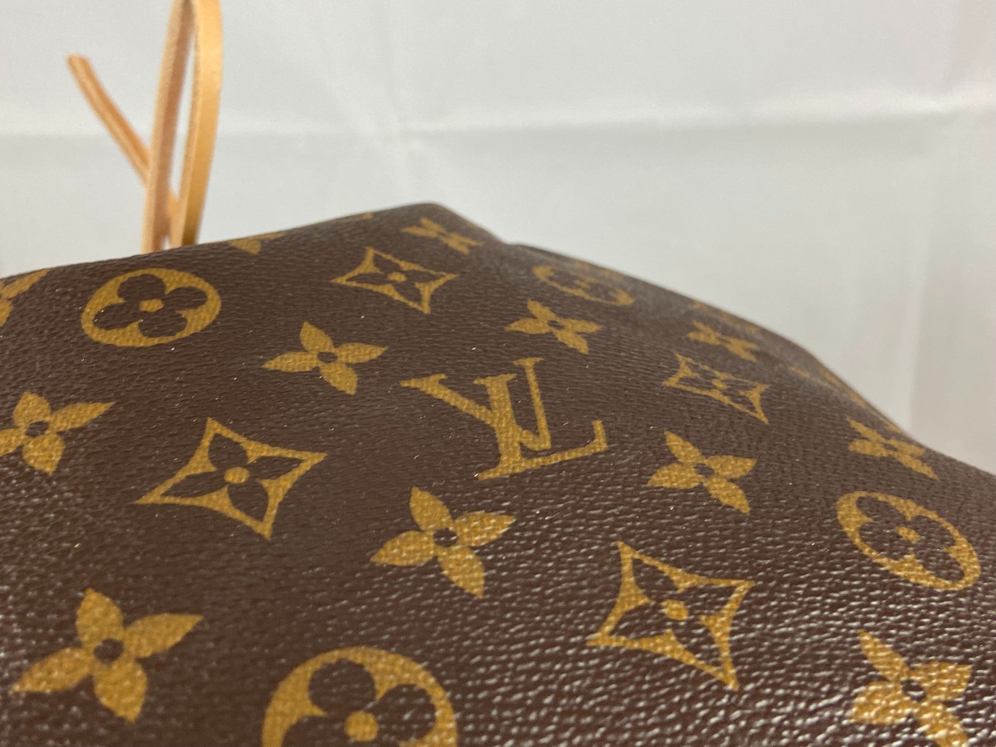 Louis Vuitton Sac Noé Grand Monogram Canvas