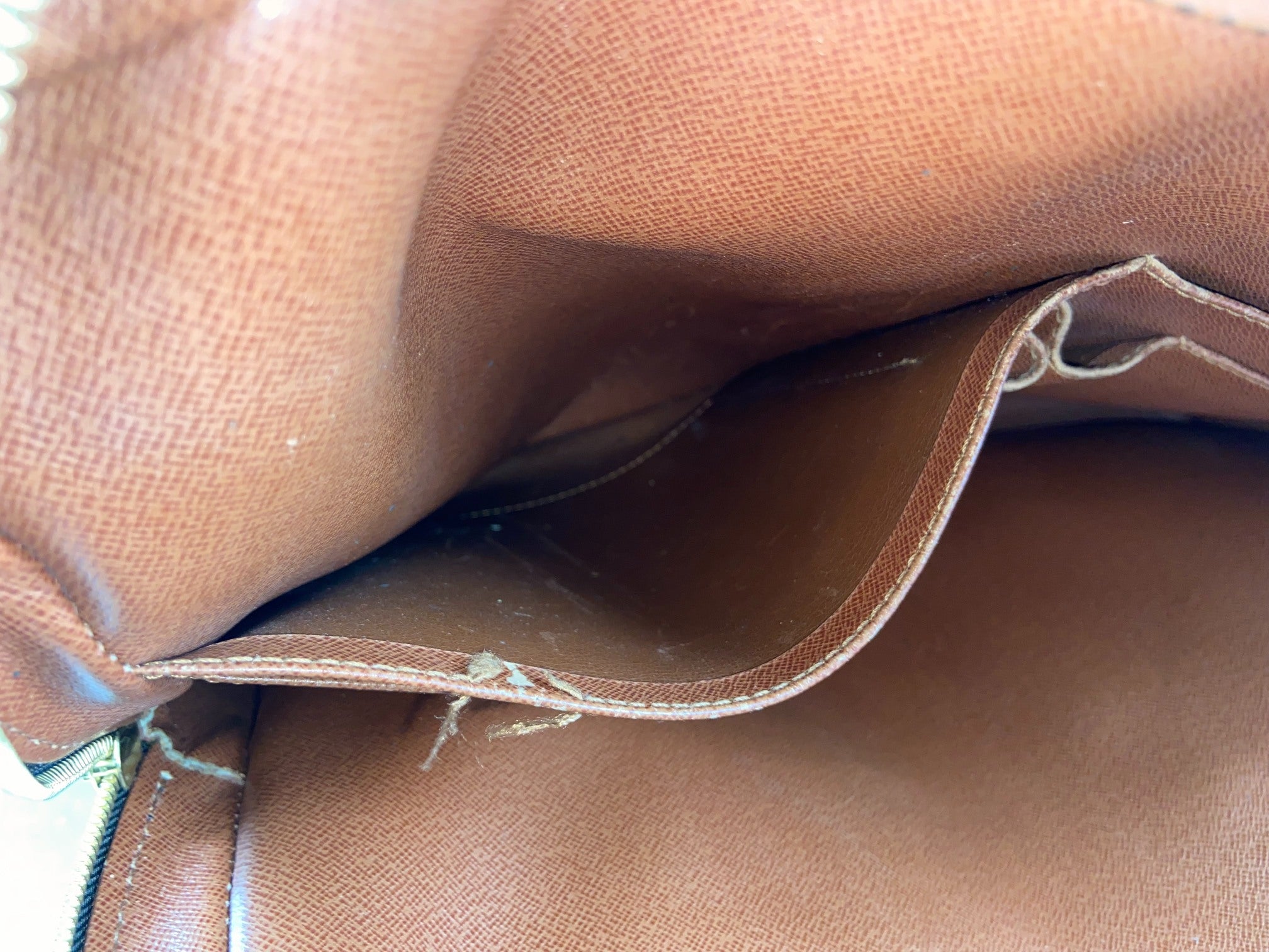 Louis Vuitton Porte Documents Voyage Monogram Canvas