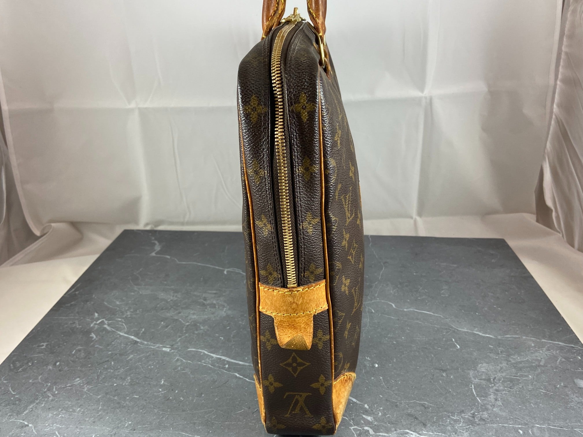 Louis Vuitton Porte Documents Voyage Monogram Canvas