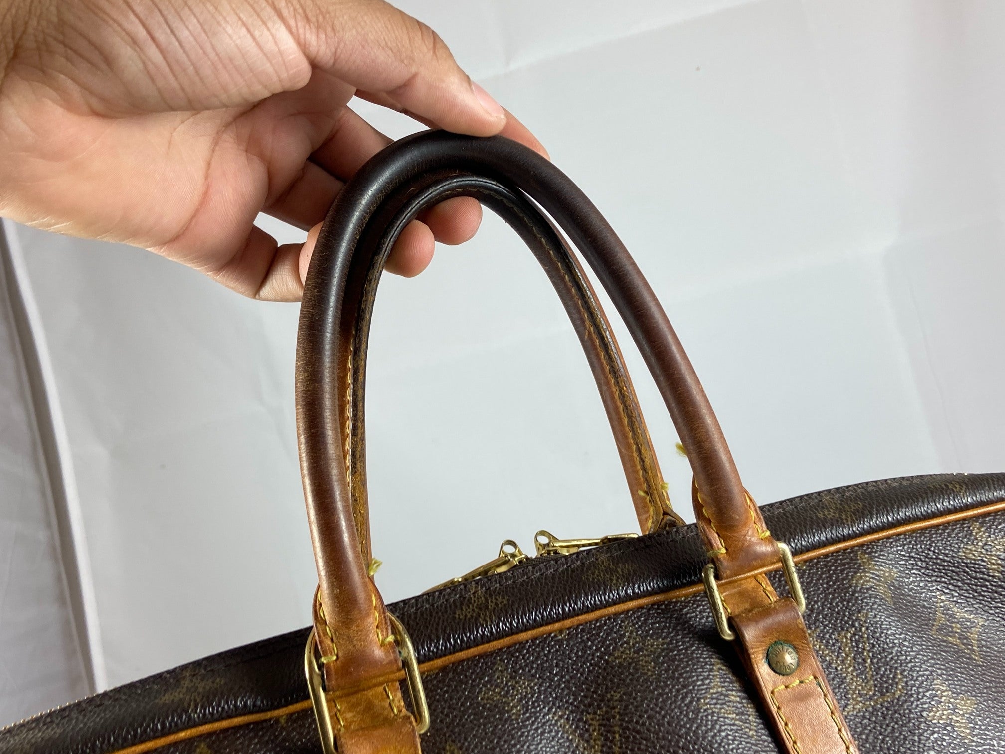 Louis Vuitton Porte Documents Voyage Monogram Canvas