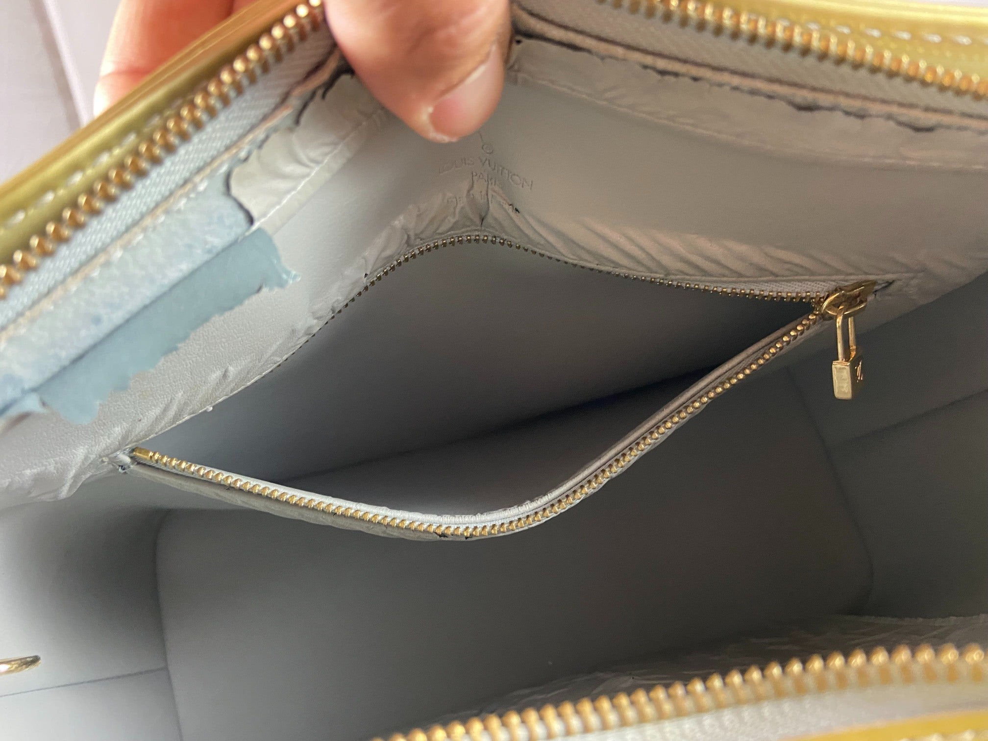 Louis Vuitton Houston Bag Black Vernis Leather