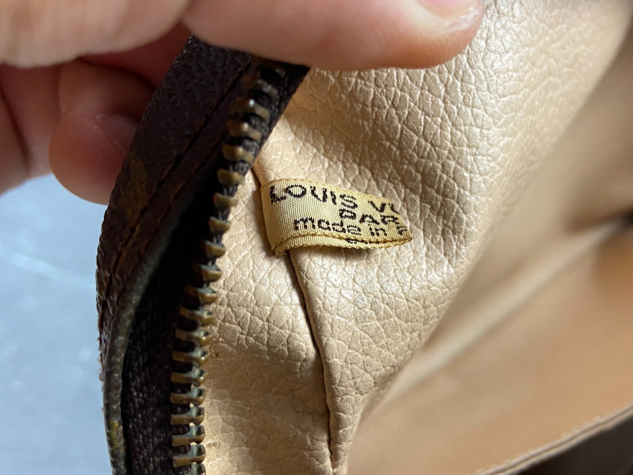 Louis Vuitton Trousse Toilette 28 Monogram Canvas