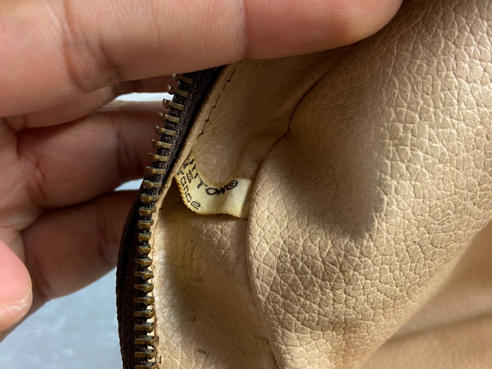 Louis Vuitton Trousse Toilette 28 Monogram Canvas