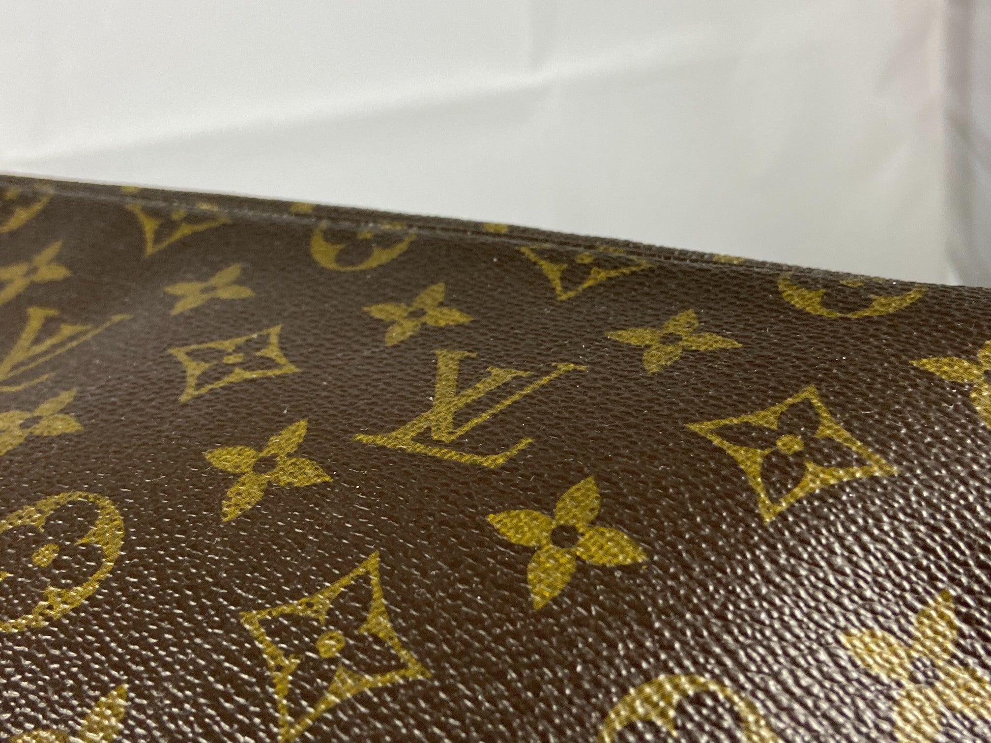 Louis Vuitton Trousse Toilette 28 Monogram Canvas