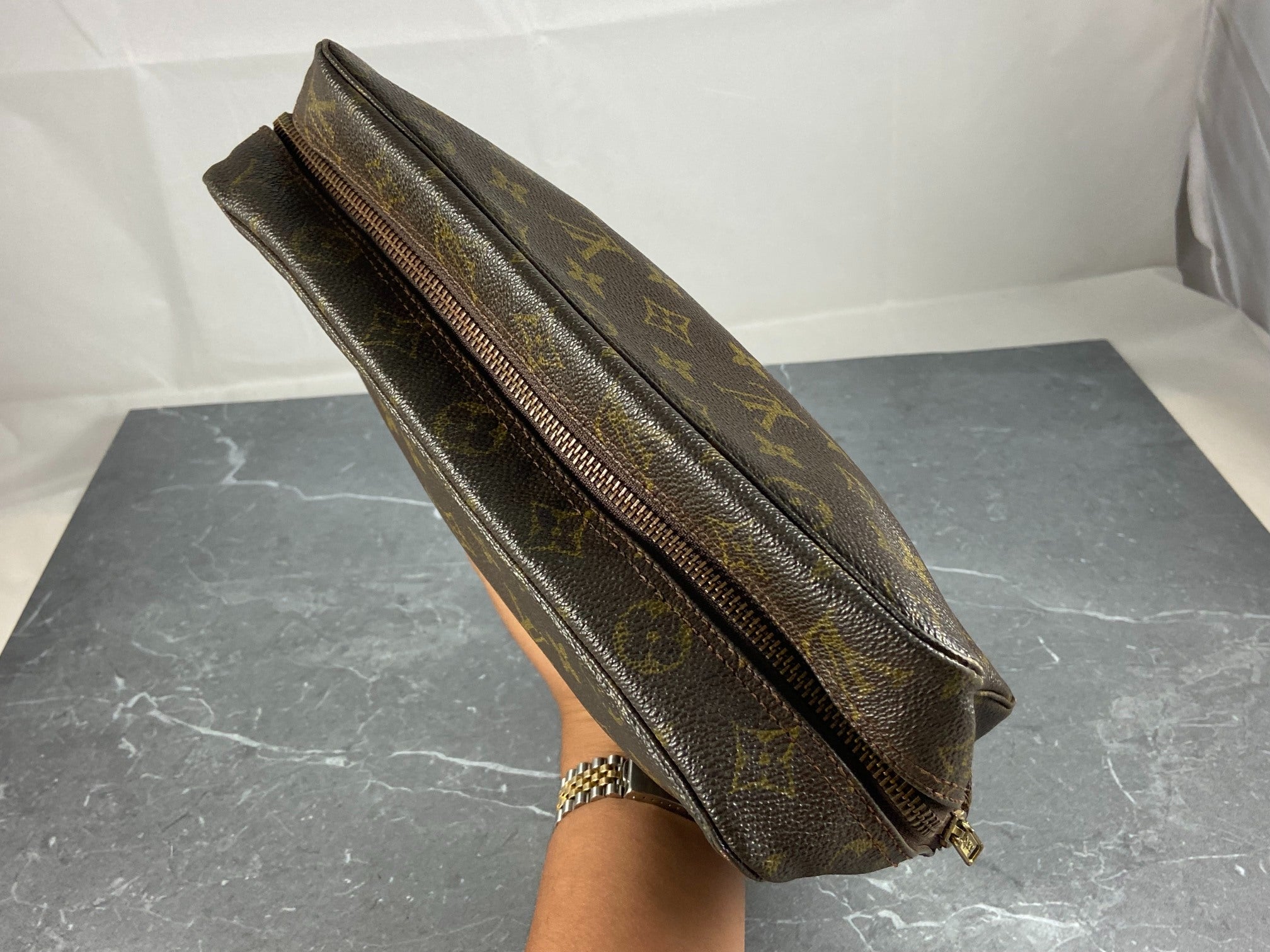 Louis Vuitton Trousse Toilette 28 Monogram Canvas