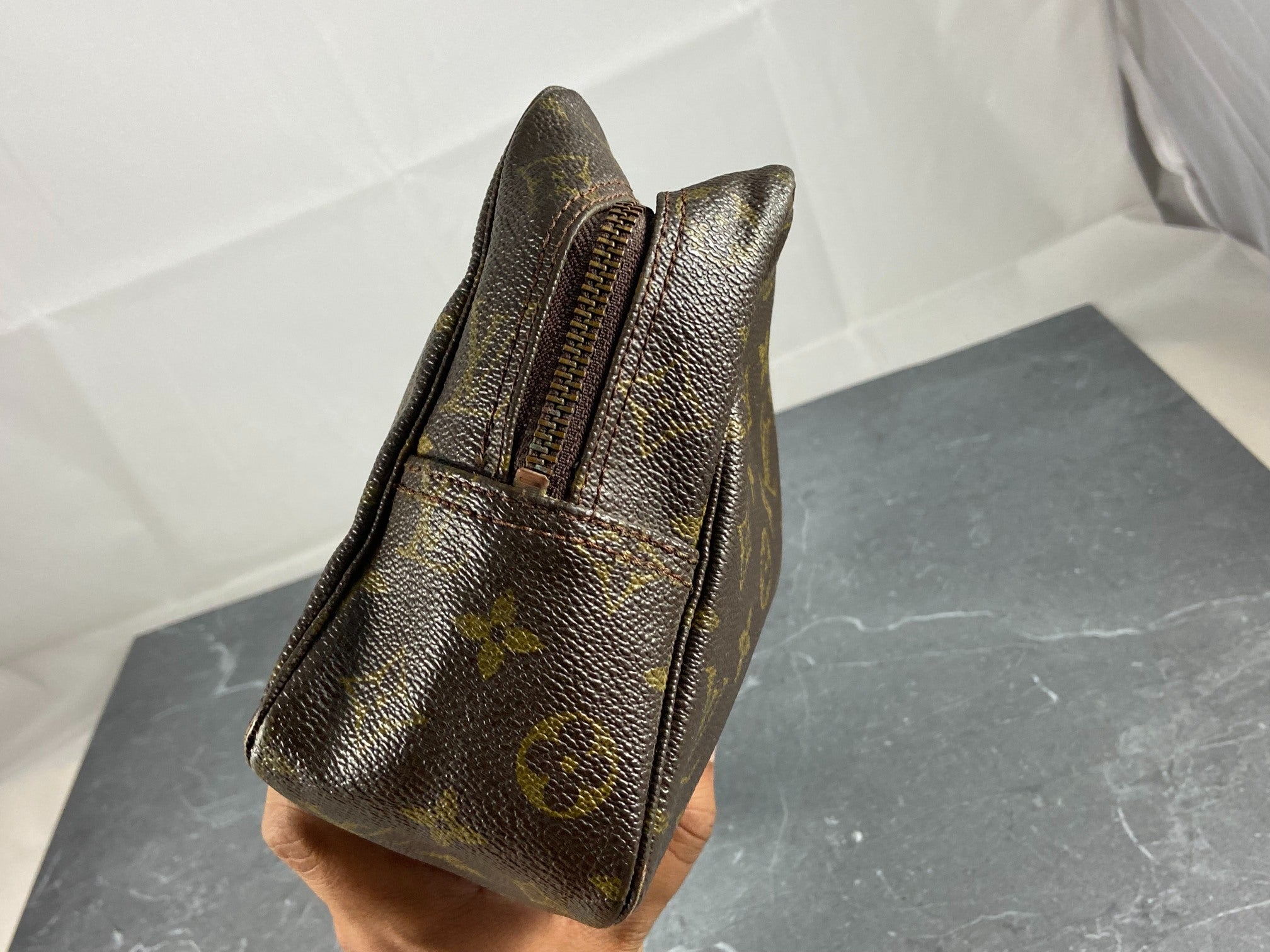 Louis Vuitton Trousse Toilette 28 Monogram Canvas