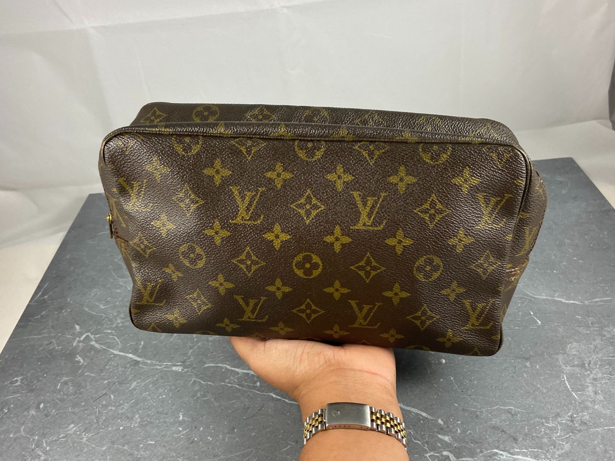 Louis Vuitton Trousse Toilette 28 Monogram Canvas