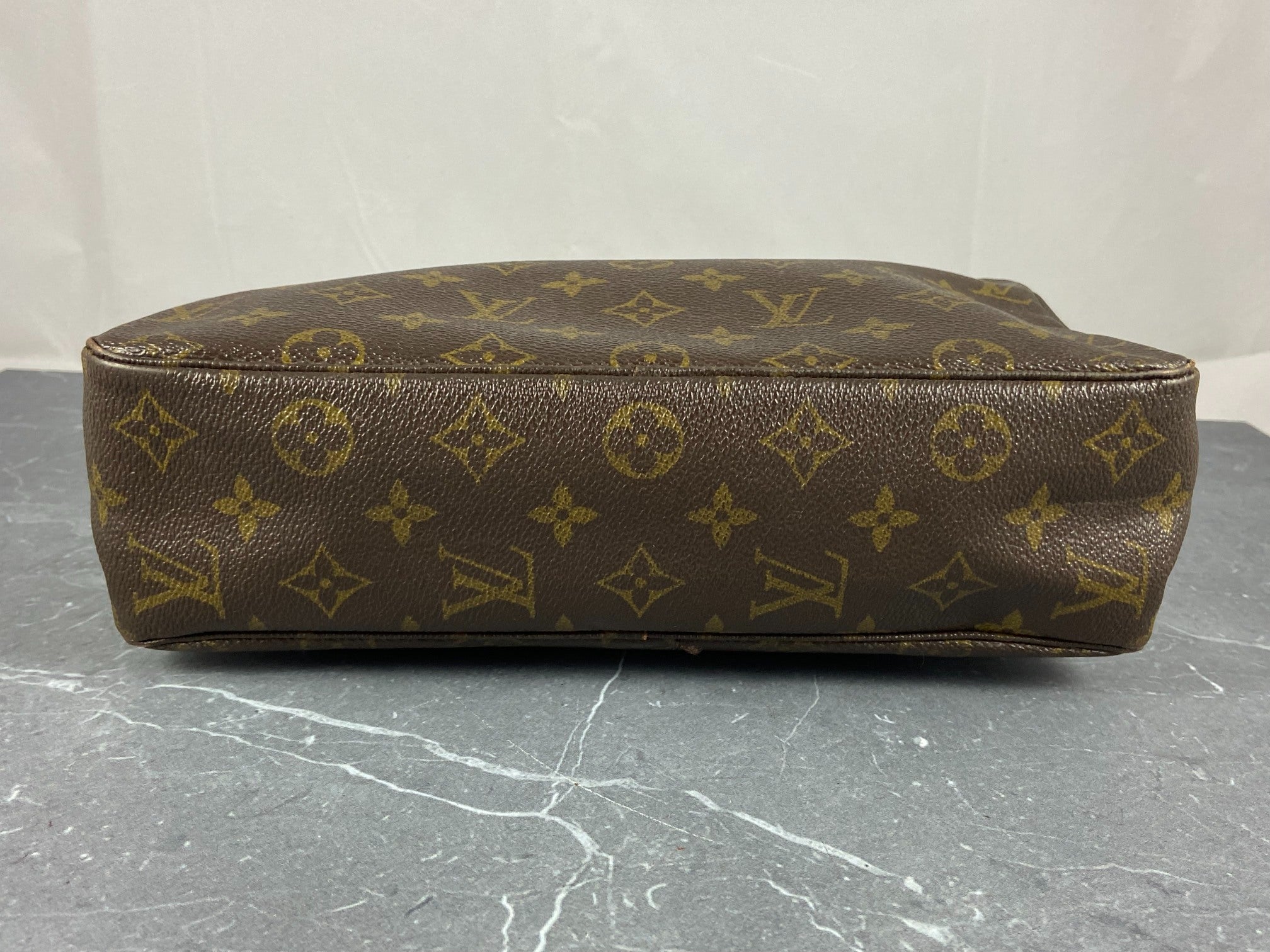 Louis Vuitton Trousse Toilette 28 Monogram Canvas