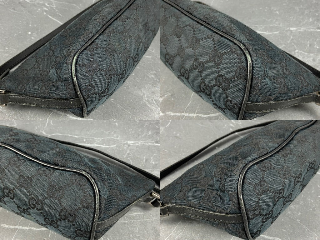 Gucci Banana Boat Accessory Pouch Black GG Monogram