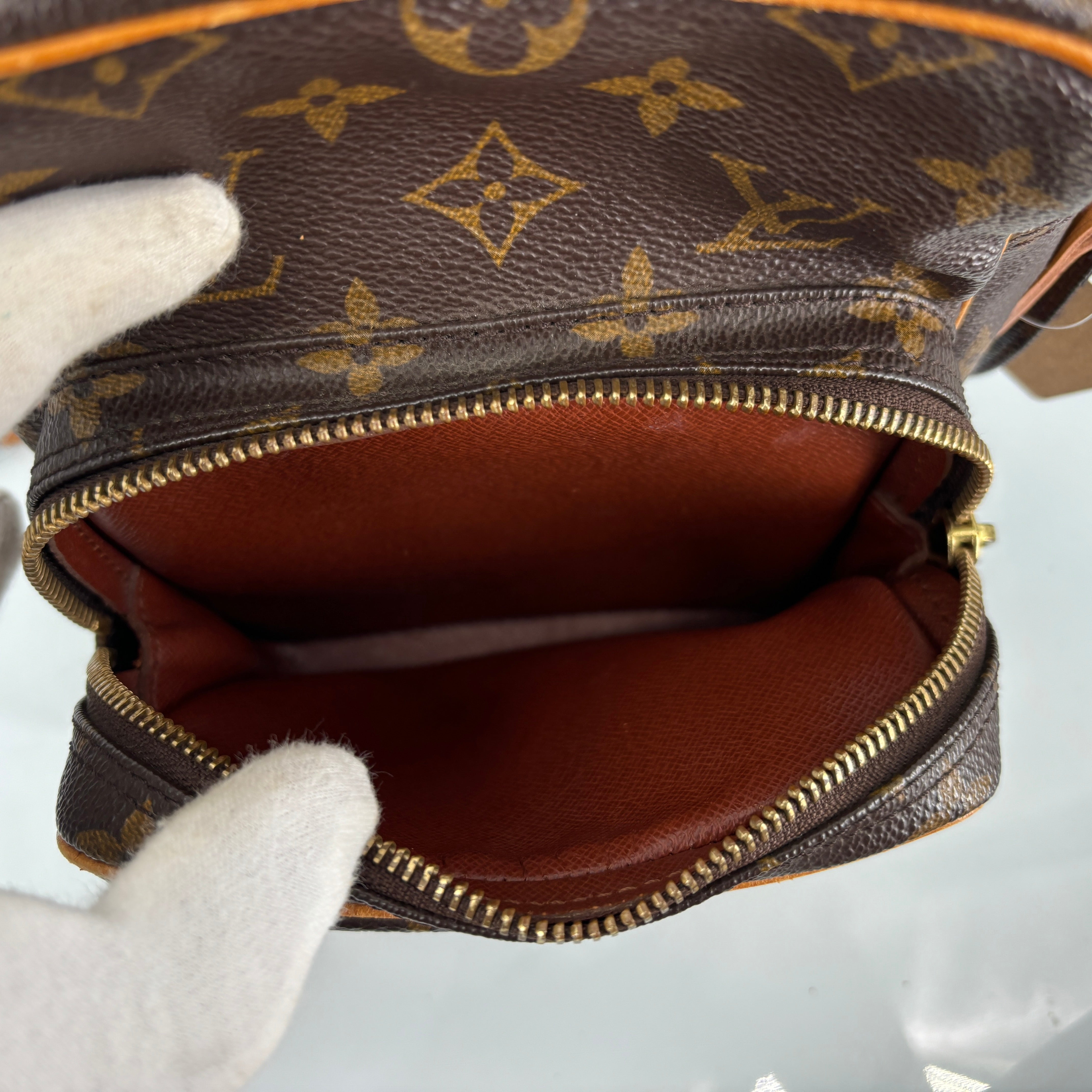 Louis Vuitton Amazone Shoulder Bag Monogram Canvas