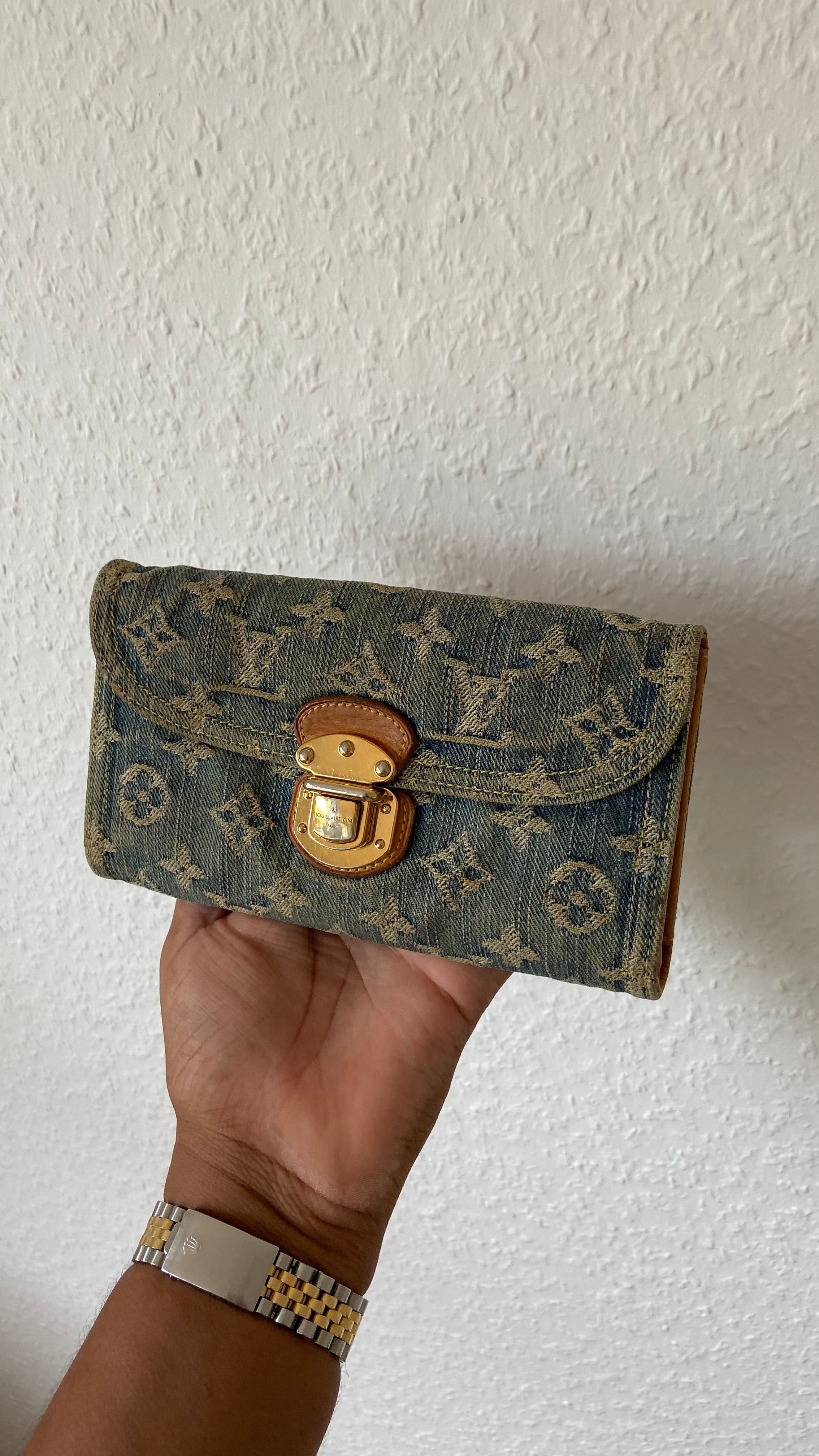 Louis Vuitton Amelia Wallet Monogram Blue