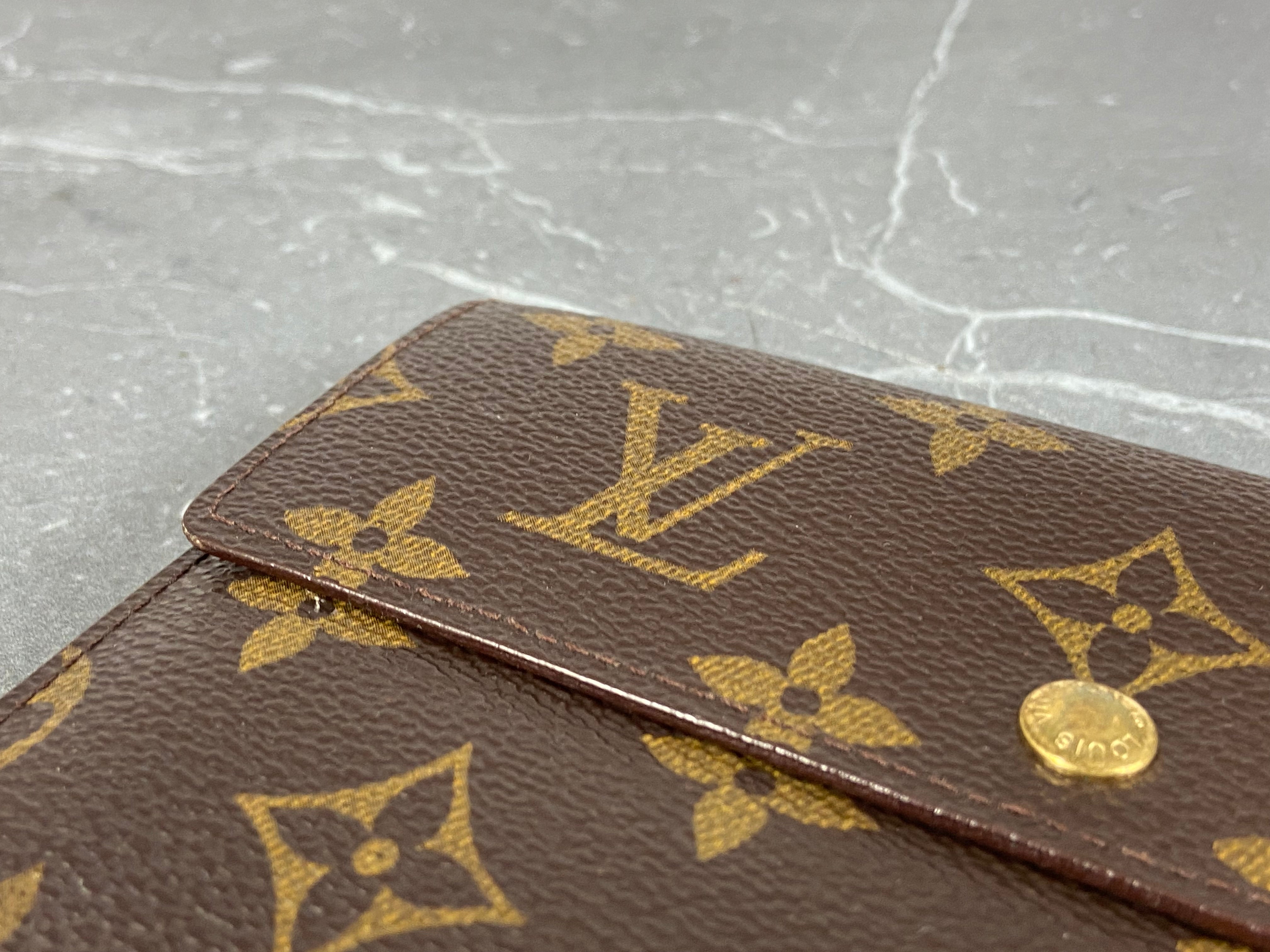 Louis Vuitton Porte Tresor Etui Wallet Monogram Canvas