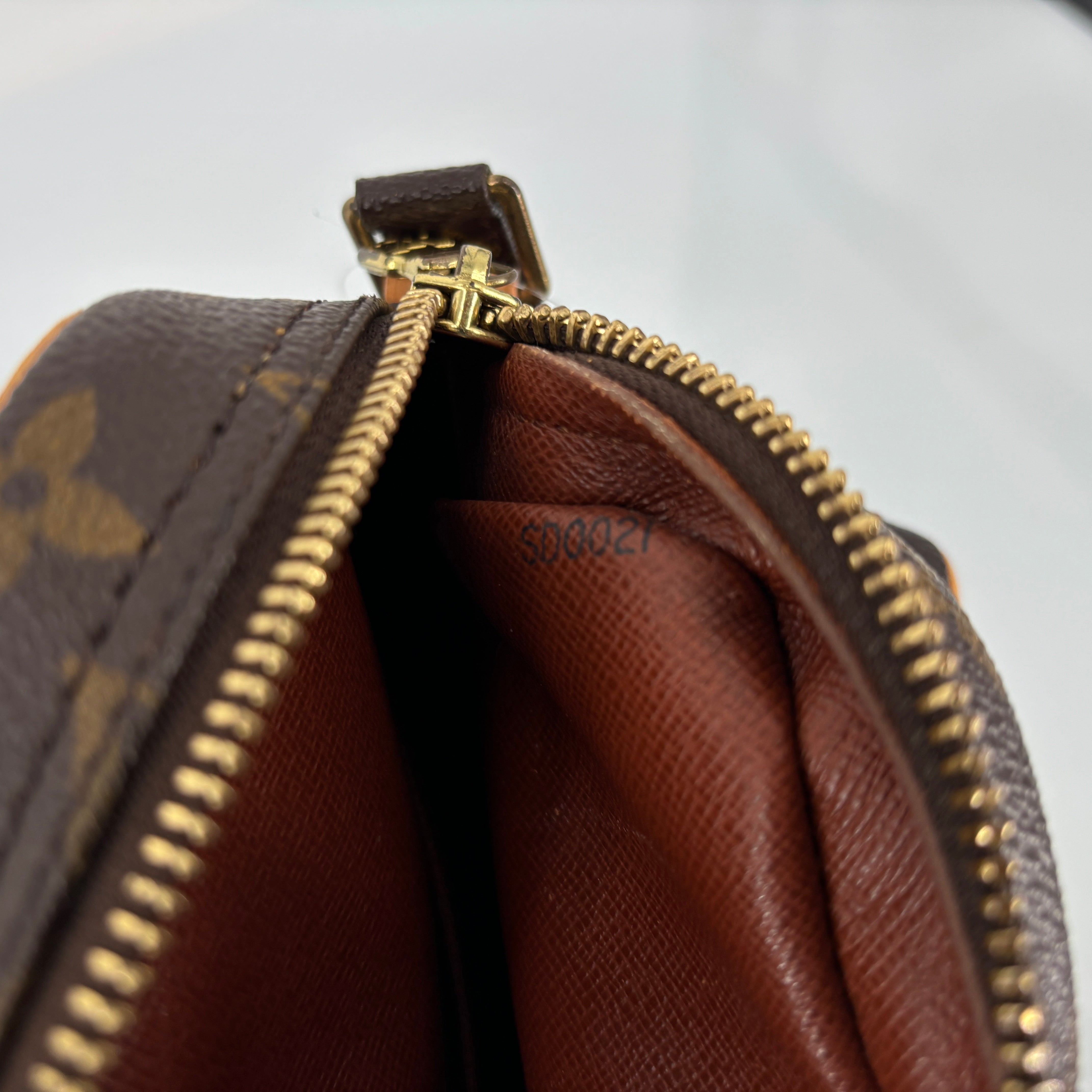 Louis Vuitton Amazone Shoulder Bag Monogram Canvas