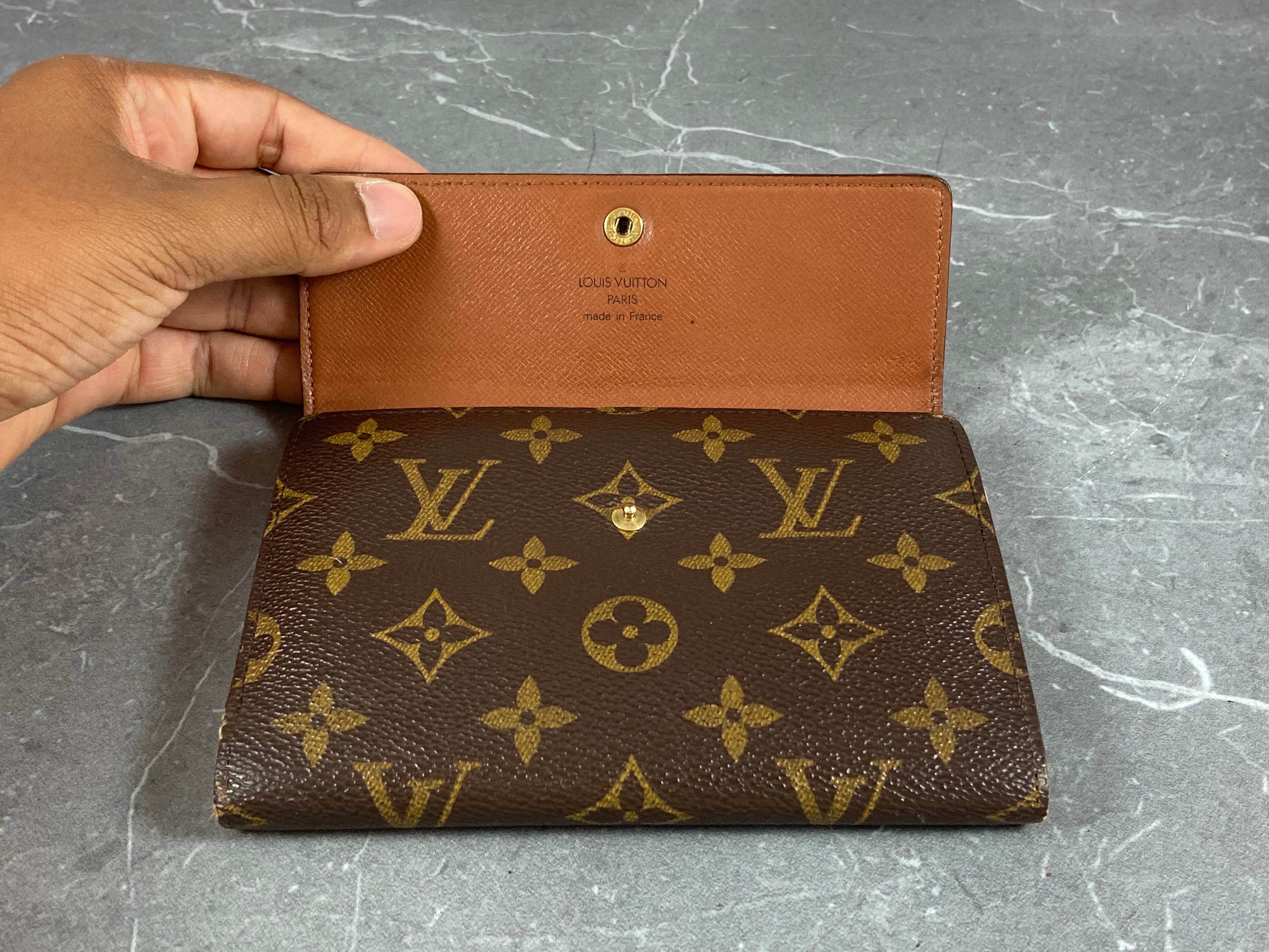 Louis Vuitton Porte Tresor Etui Wallet Monogram Canvas