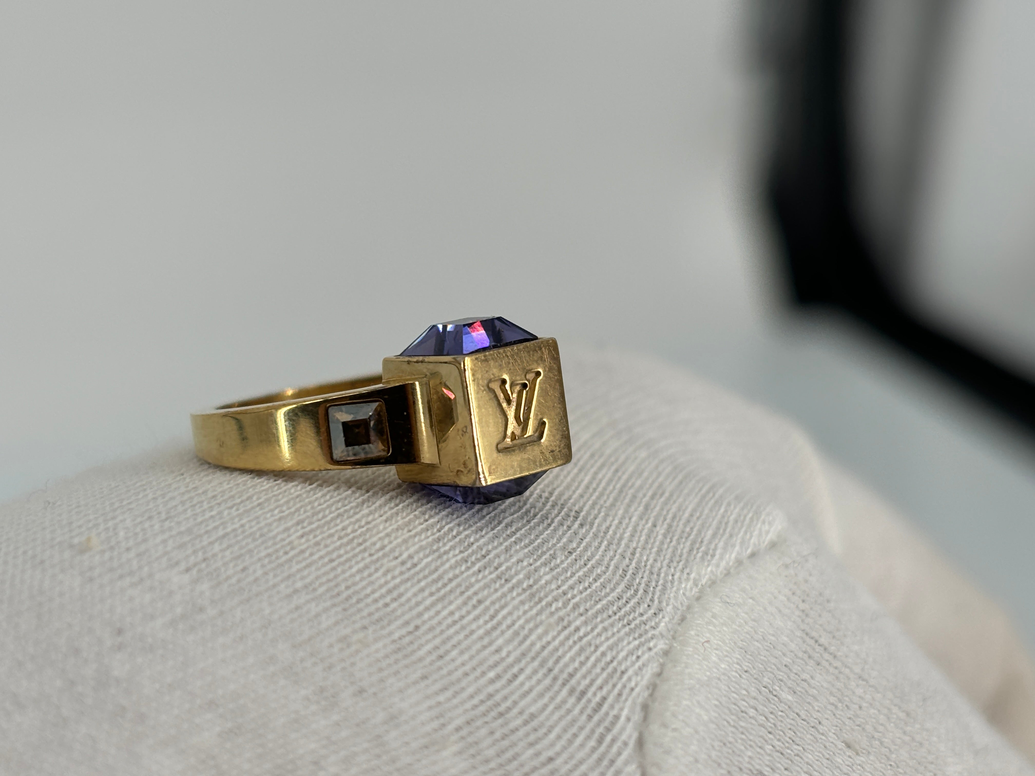 Louis Vuitton Gamble Ring Gold-Tone Size M incl. Box