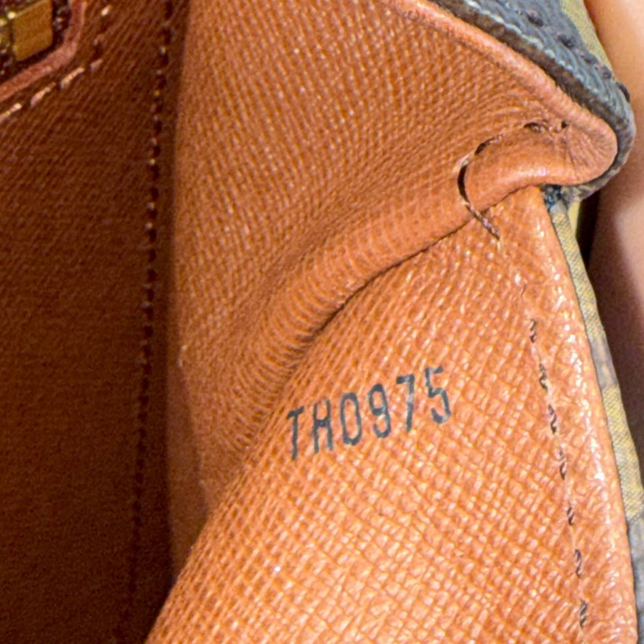 Louis Vuitton Saint Cloud GM Braun Monogram Canvas