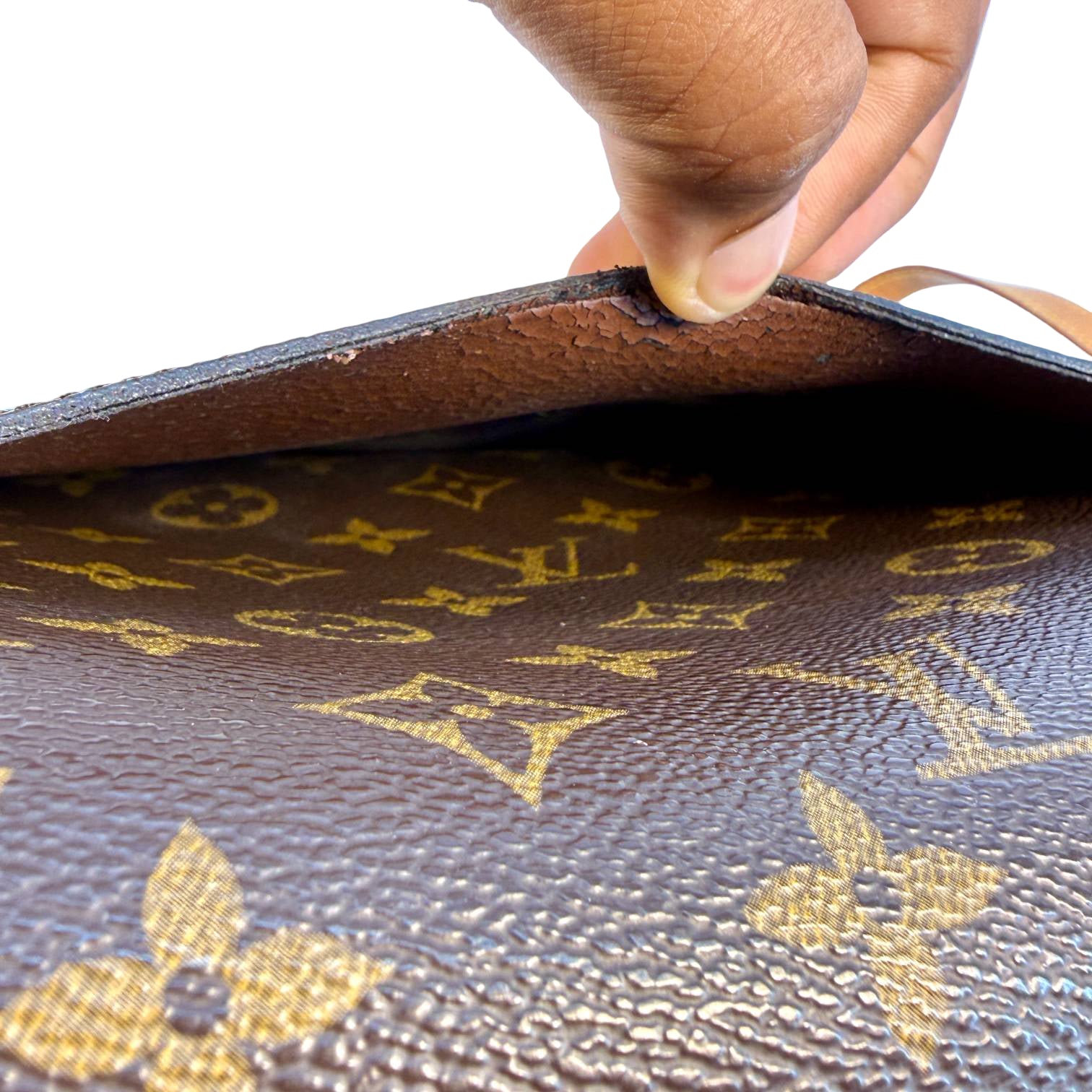 Louis Vuitton Saint Cloud GM Braun Monogram Canvas