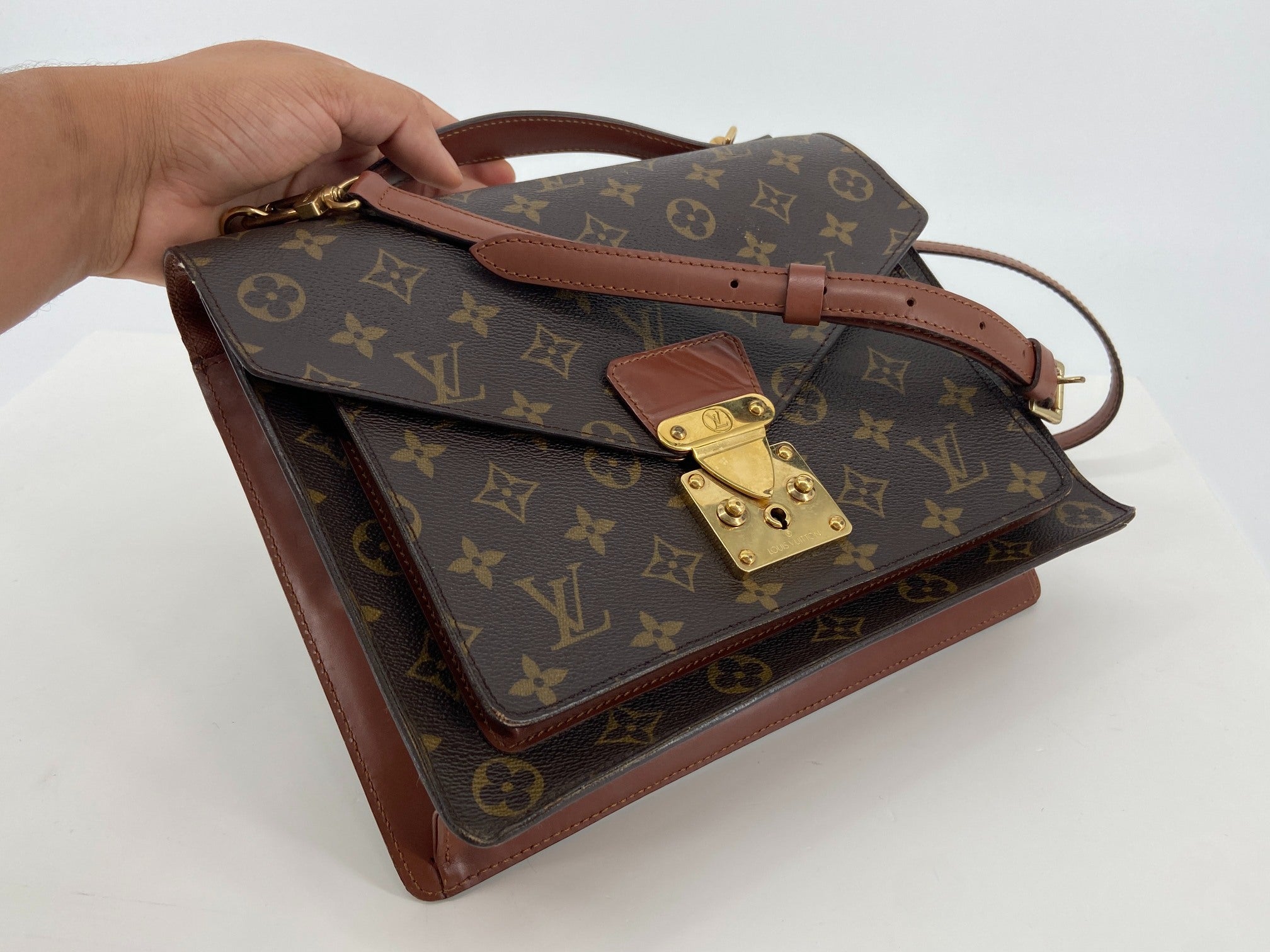 Louis Vuitton Monceau 28 Monogram Canvas