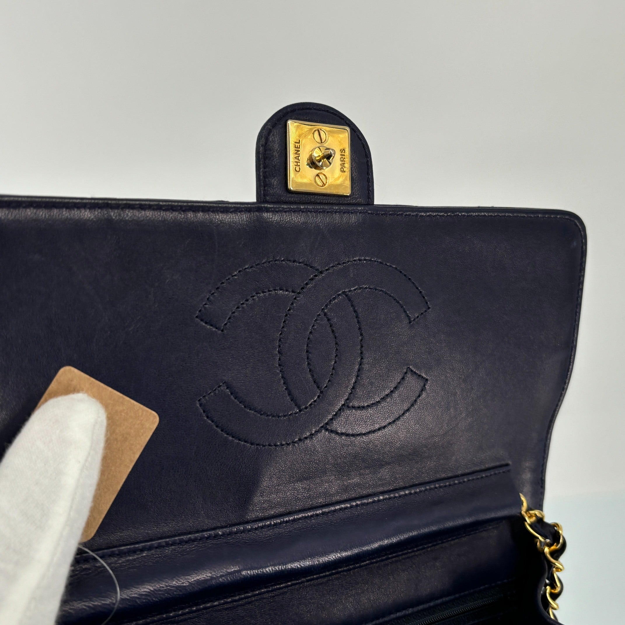 Chanel Single Flap Bag Push-Lock Navy Matelassé Leather incl. Dustbag