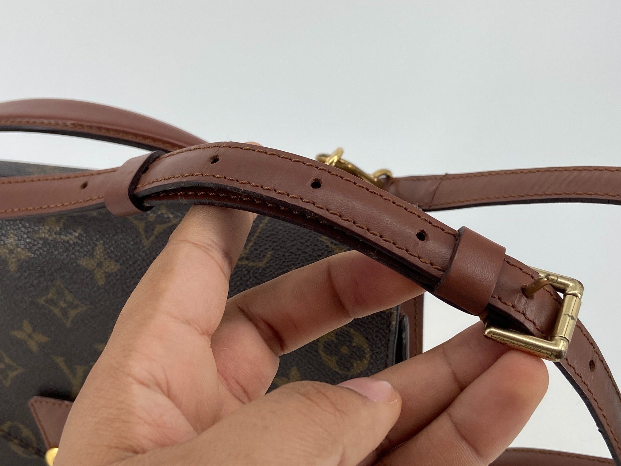 Louis Vuitton Monceau 28 Monogram Canvas