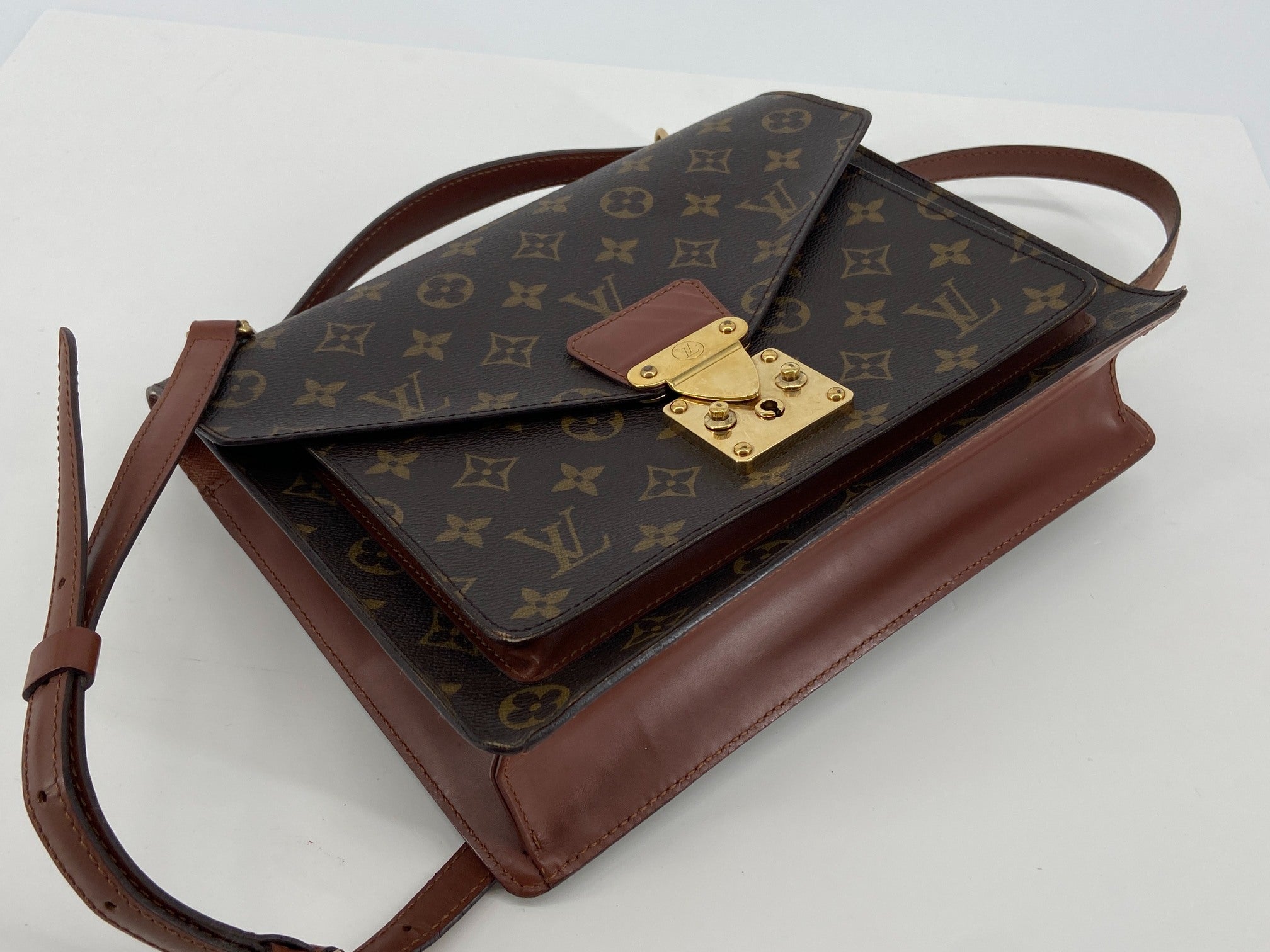 Louis Vuitton Monceau 28 Monogram Canvas