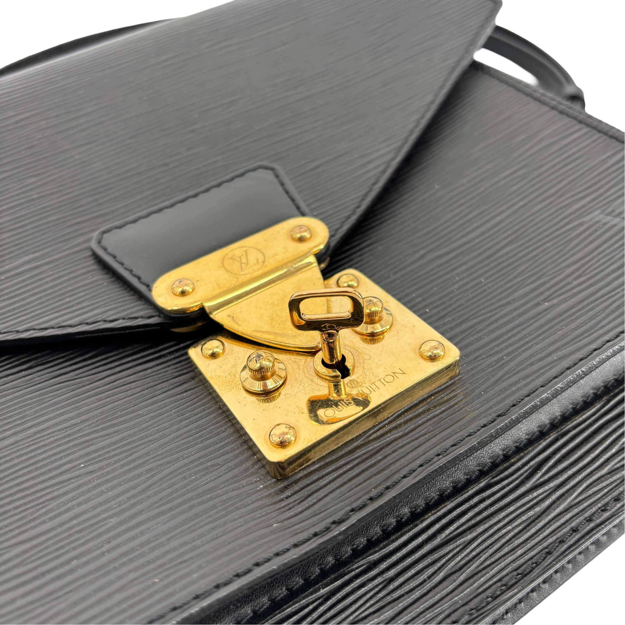 Louis Vuitton Monceau 28 Black Epi Leather