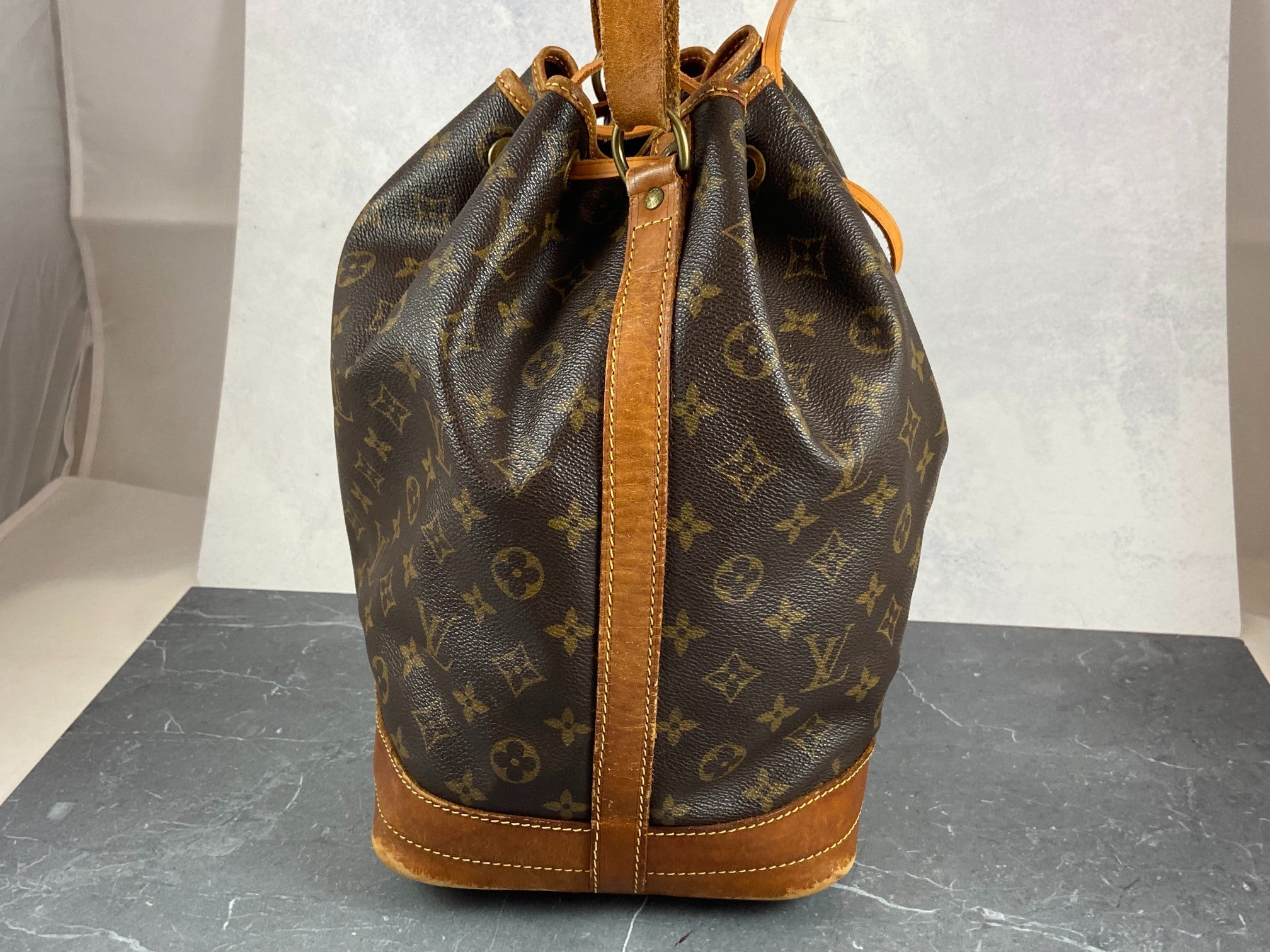 Louis Vuitton Sac Noé Grand Monogram Canvas