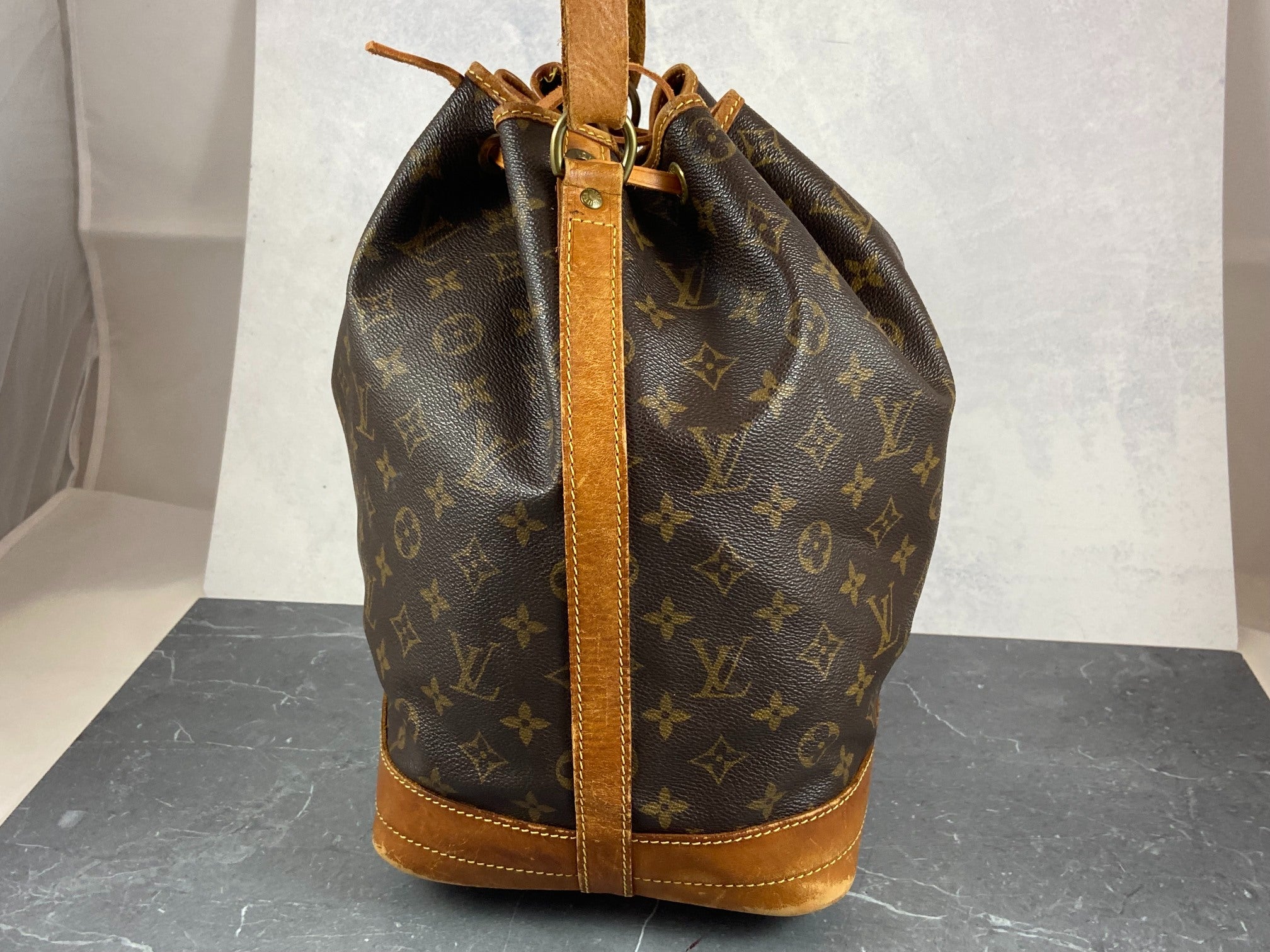 Louis Vuitton Sac Noé Grand Monogram Canvas