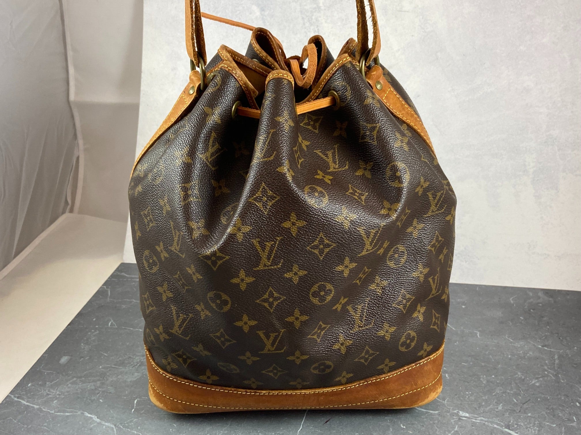 Louis Vuitton Sac Noé Grand Monogram Canvas