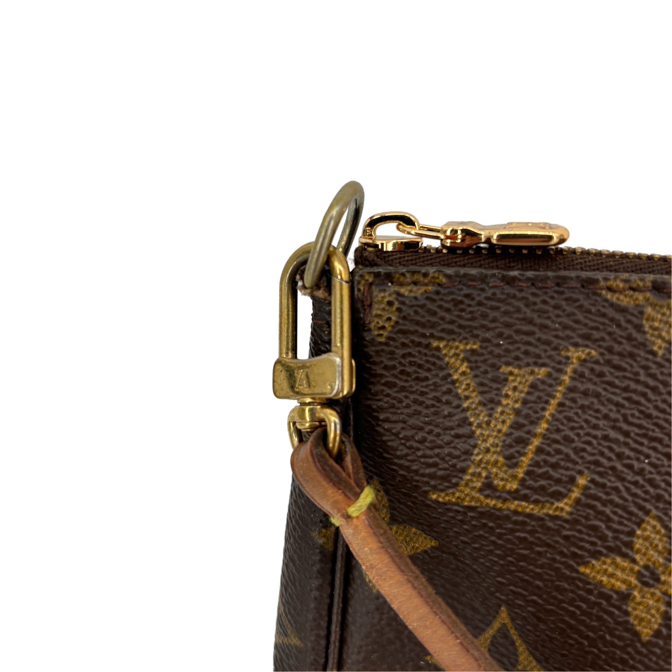 Louis Vuitton Pochette Accessoires Monogram Canvas