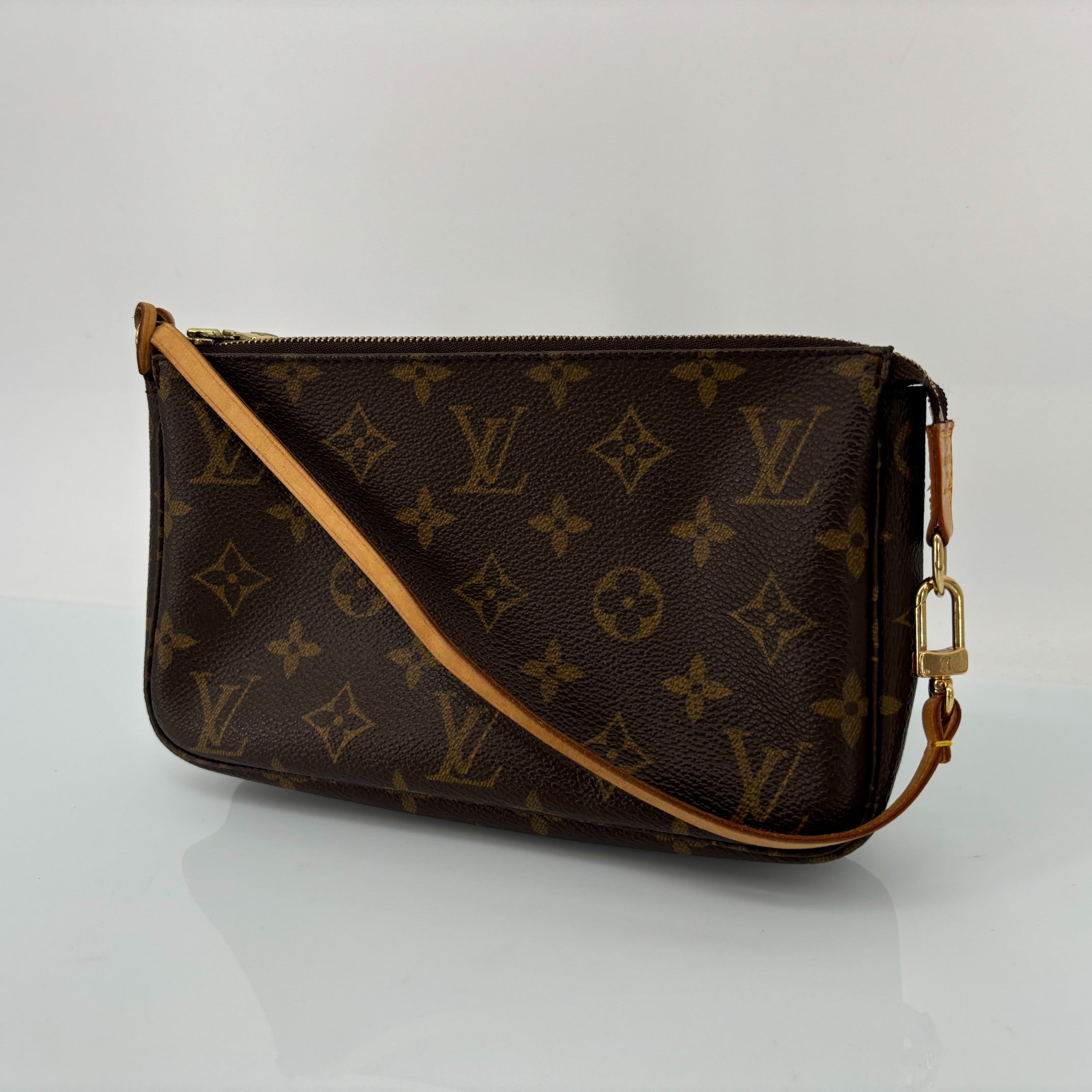 Louis Vuitton Pochette Accessoires Monogram Canvas incl. Dustbag