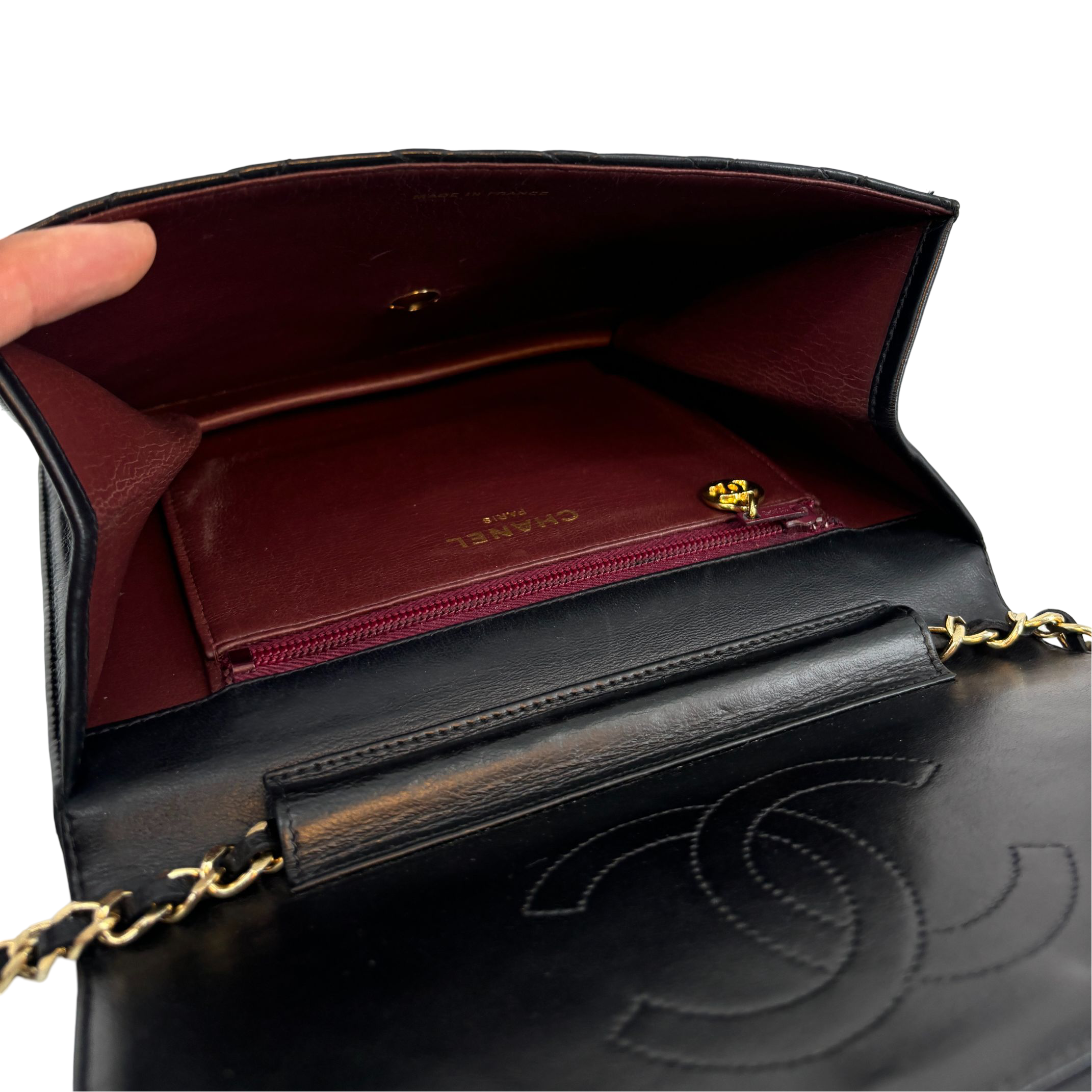 Chanel Single Flap Bag Push-Lock Black Matelassé Leather