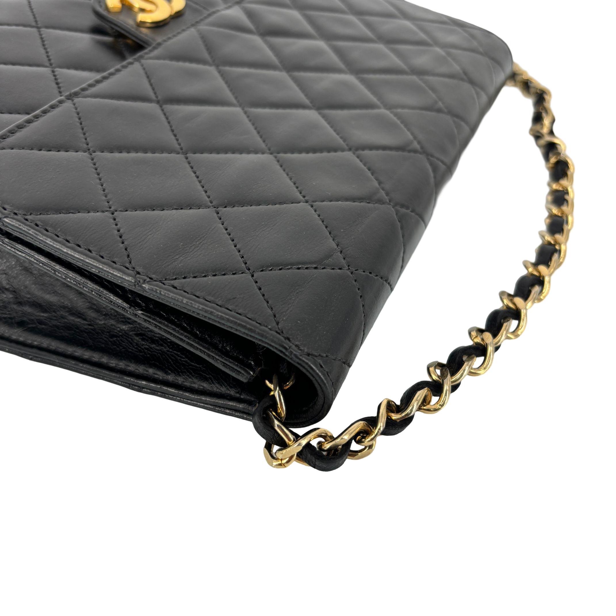 Chanel Single Flap Bag Push-Lock Black Matelassé Leather