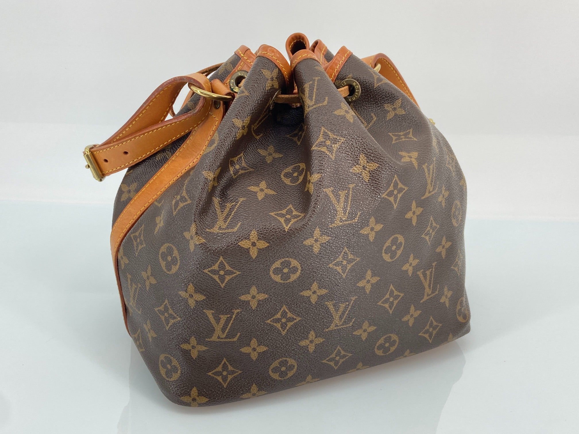 Louis Vuitton Sac Noé Petit Monogram Canvas incl. Dustbag