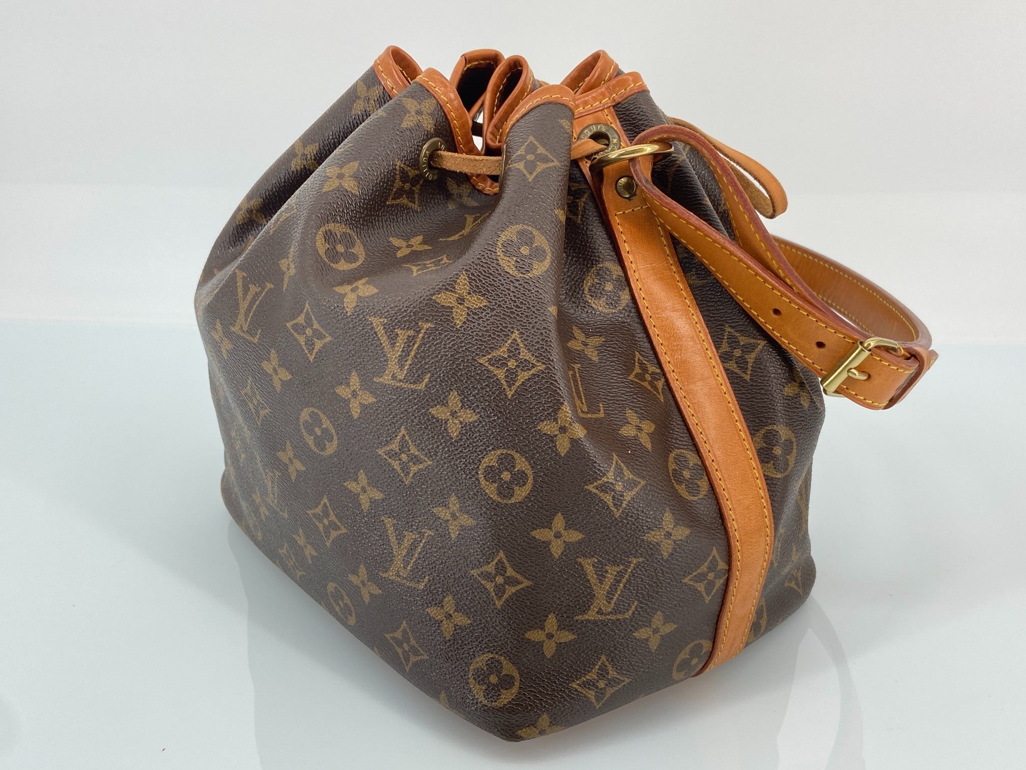 Louis Vuitton Sac Noé Petit Monogram Canvas incl. Dustbag