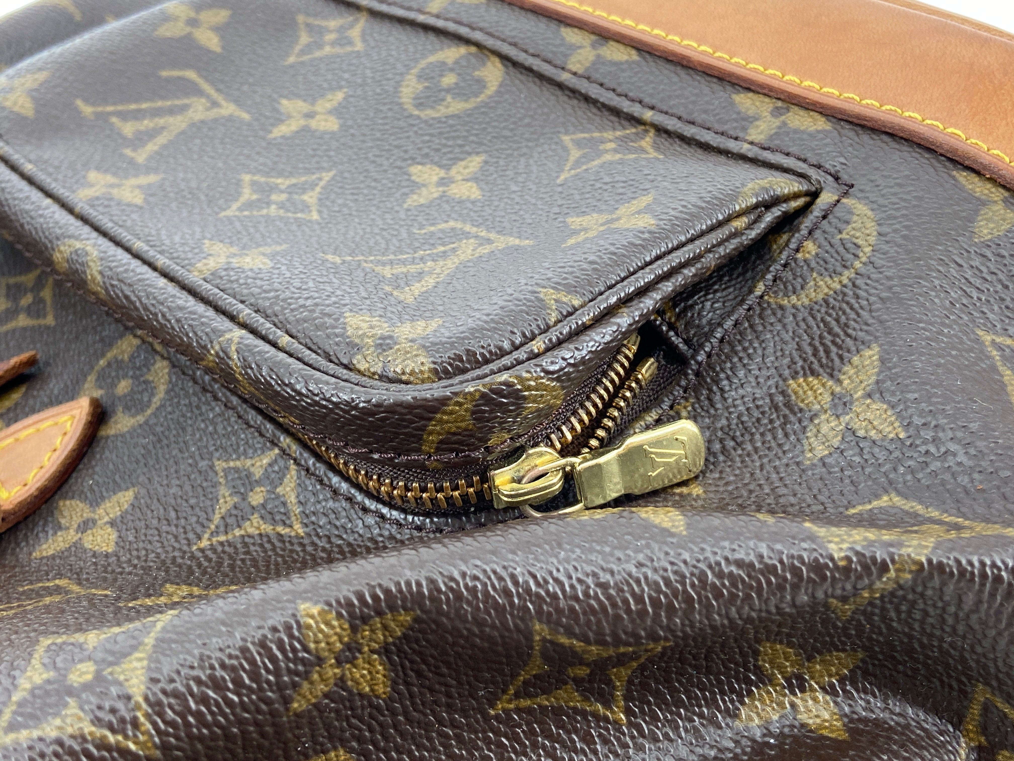 Louis Vuitton Montsouris MM Backpack Monogram Canvas incl. Dustbag