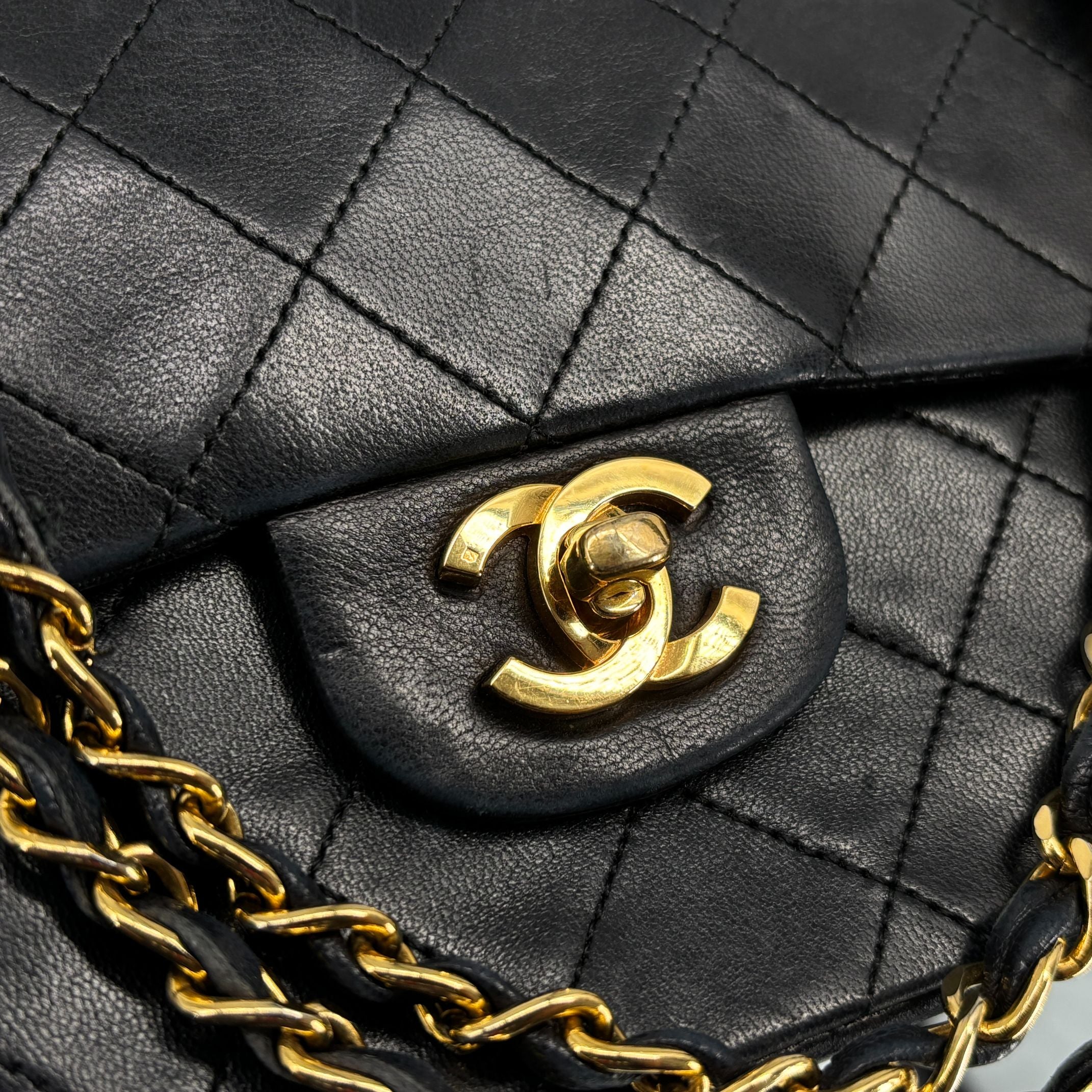 Chanel Timeless / Classique Double Flap Bag Black Matelassé Leather Medium incl. Dustbag